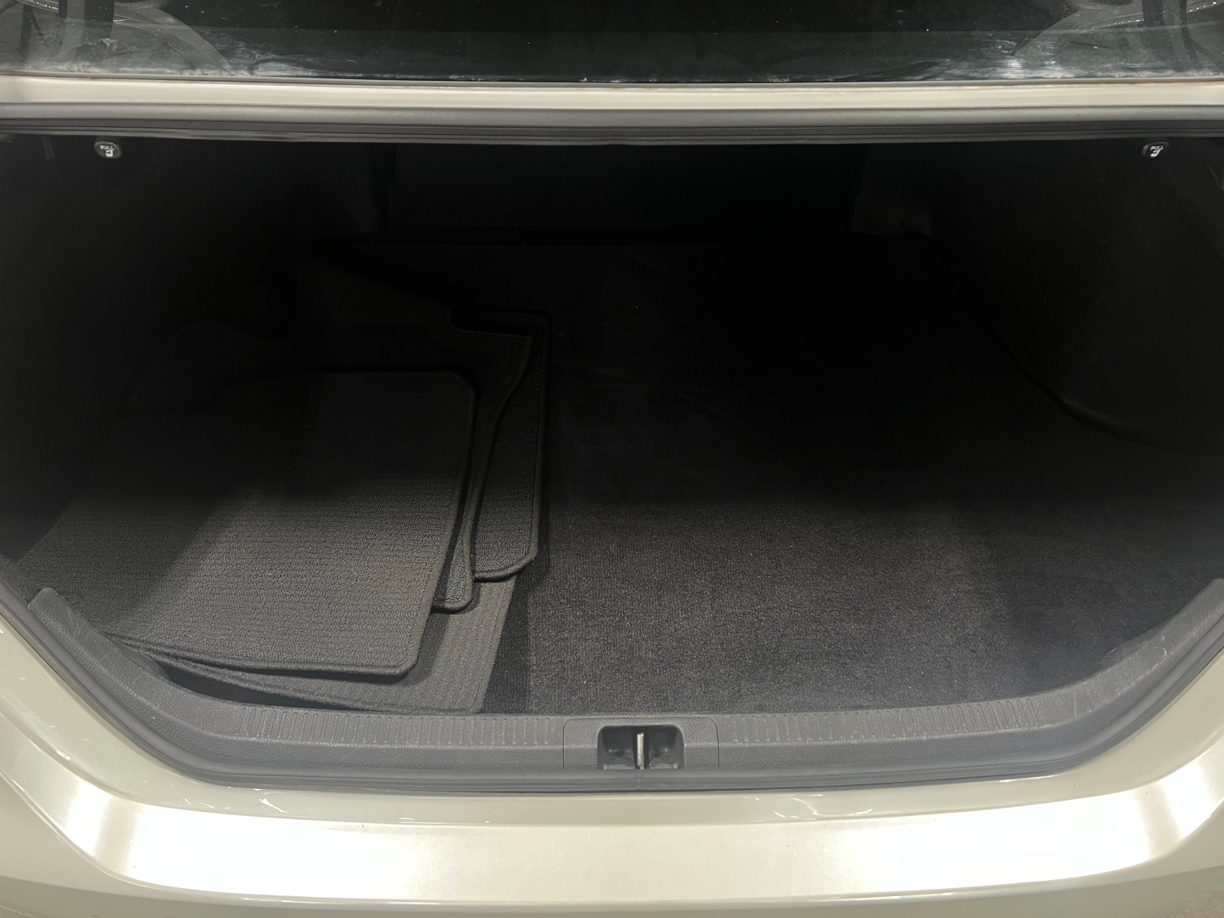 2021 Toyota Camry XSE 6