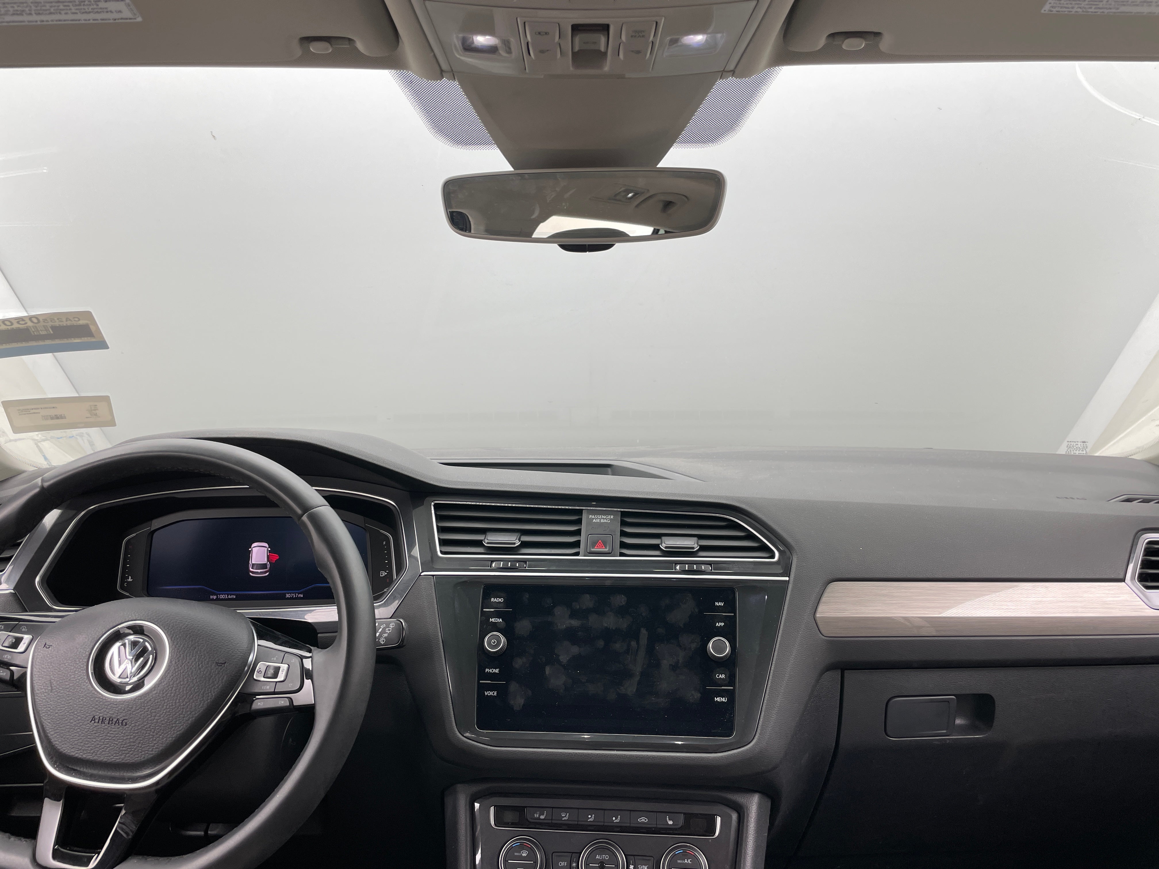 2020 Volkswagen Tiguan SEL 2