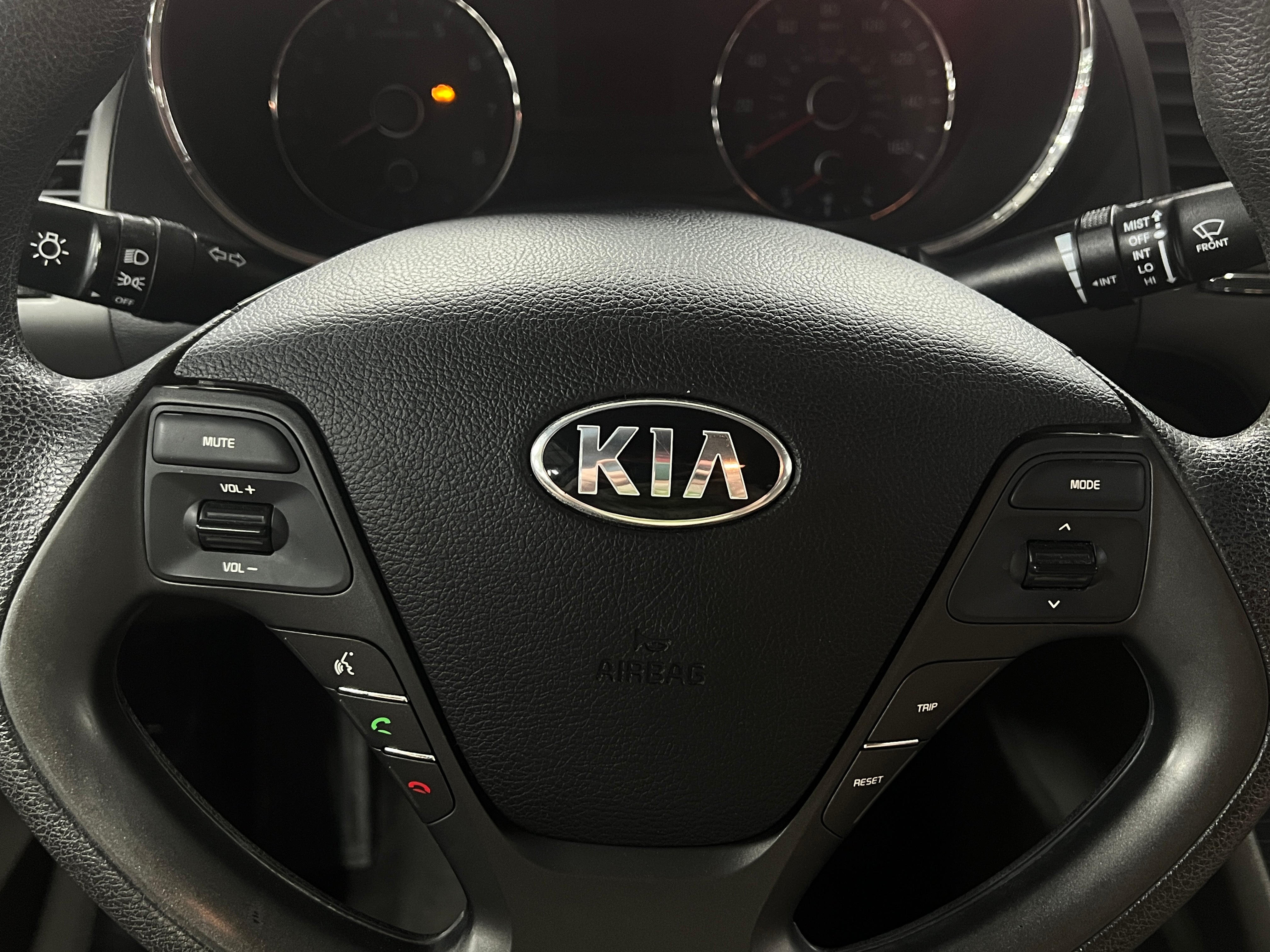 2015 Kia Forte LX 5