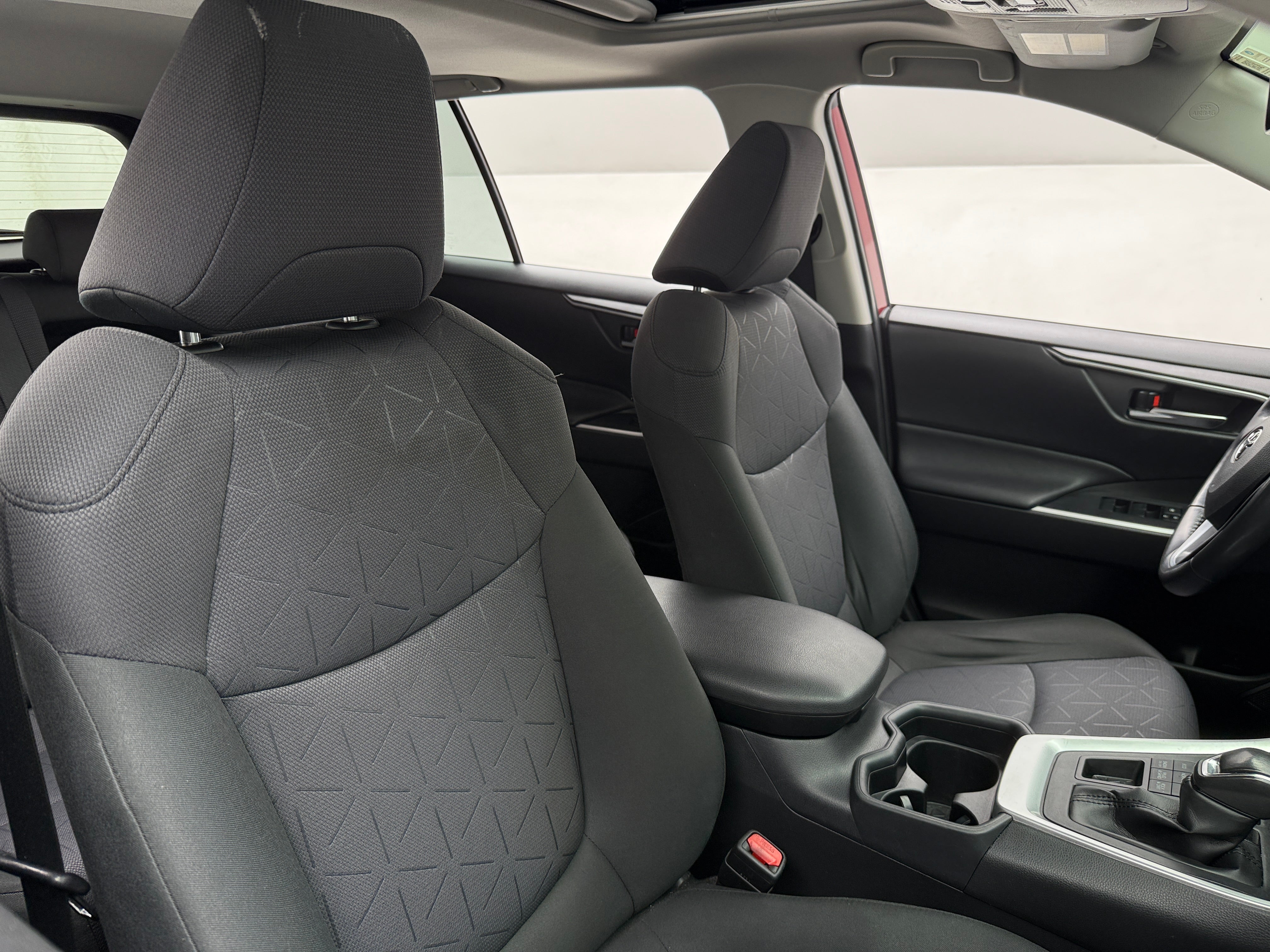 2020 Toyota RAV4 XLE 2