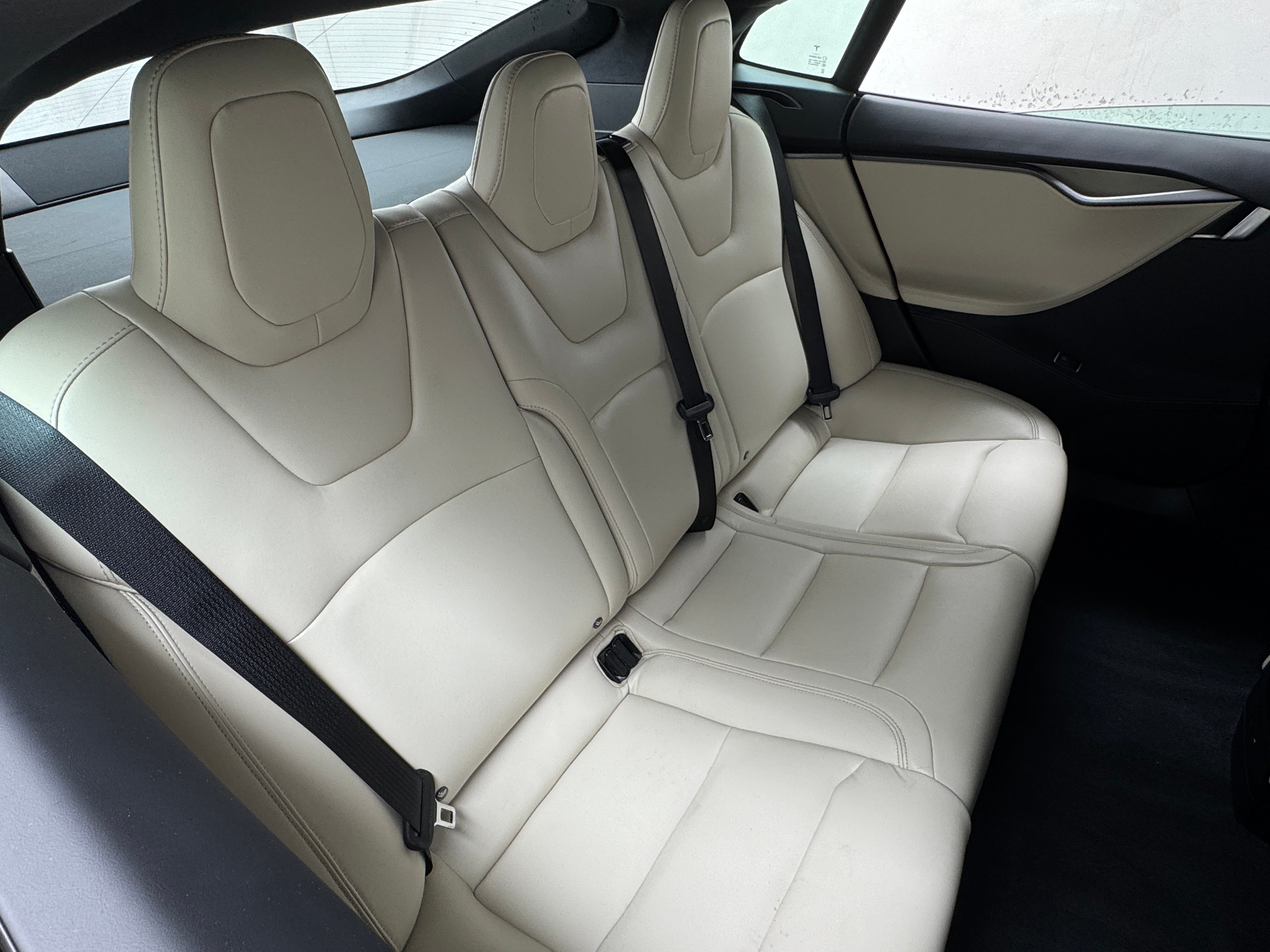2020 Tesla Model S Long Range 4