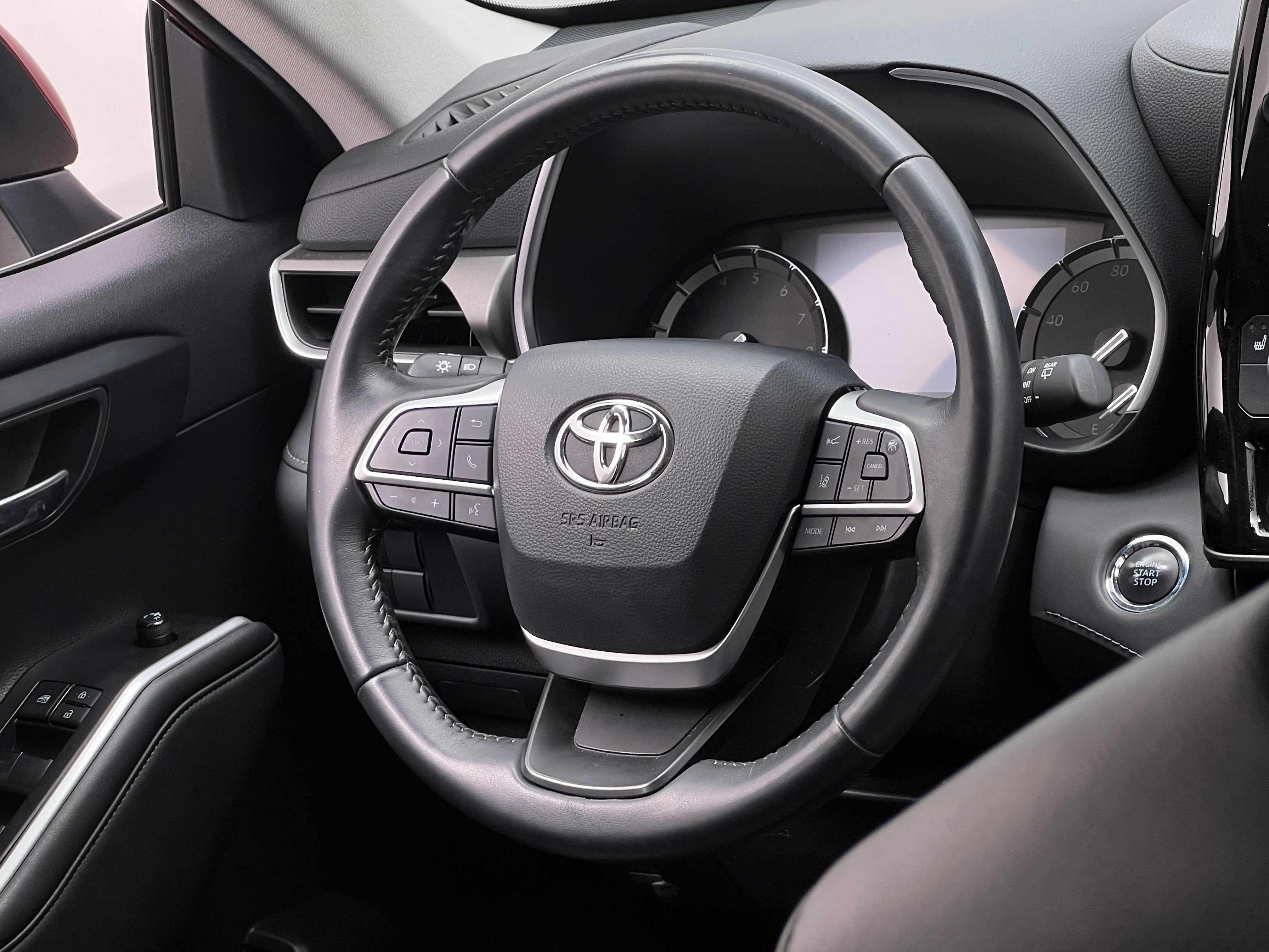2022 Toyota Highlander XLE 4