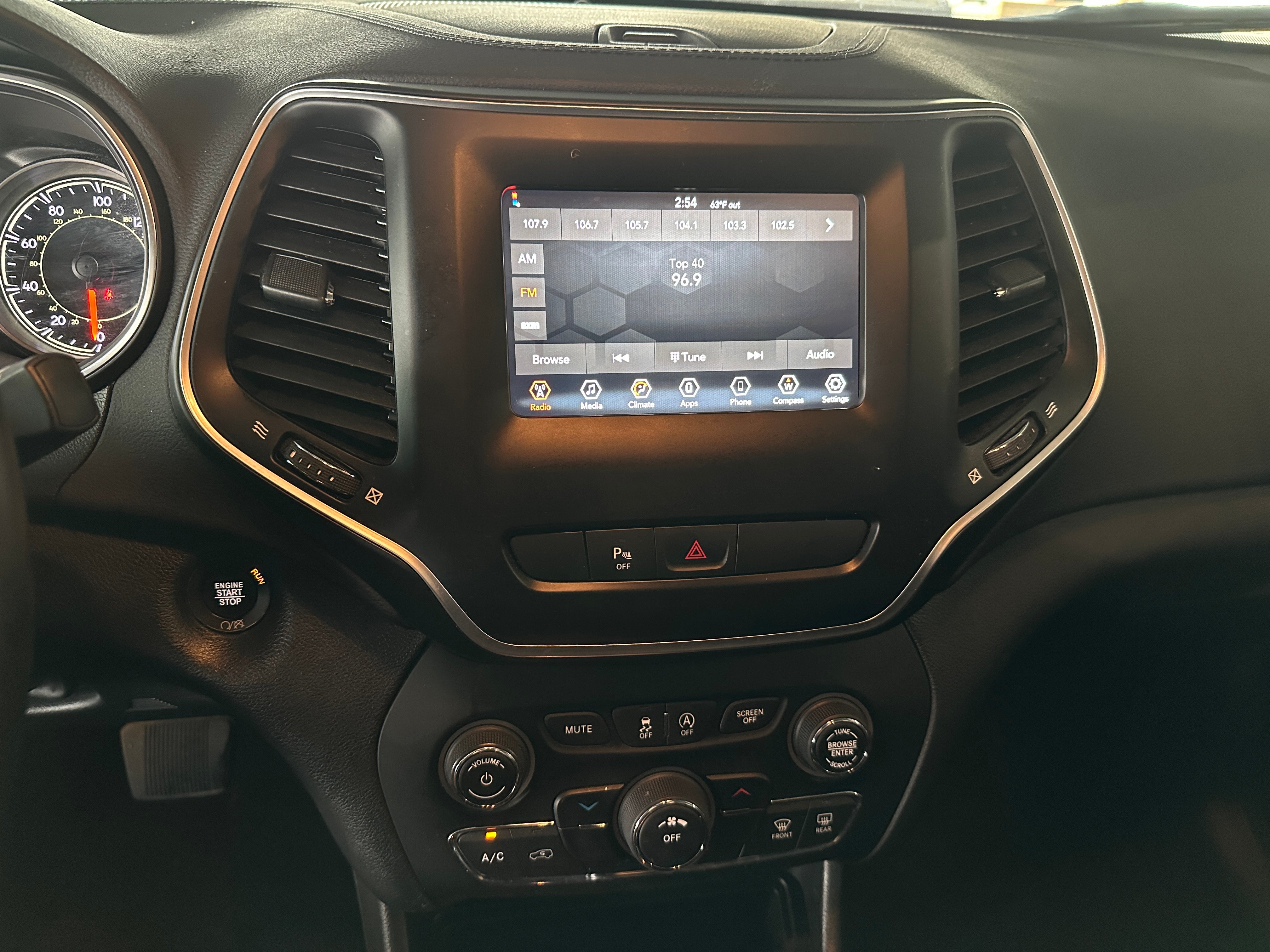 2019 Jeep Cherokee Latitude 3