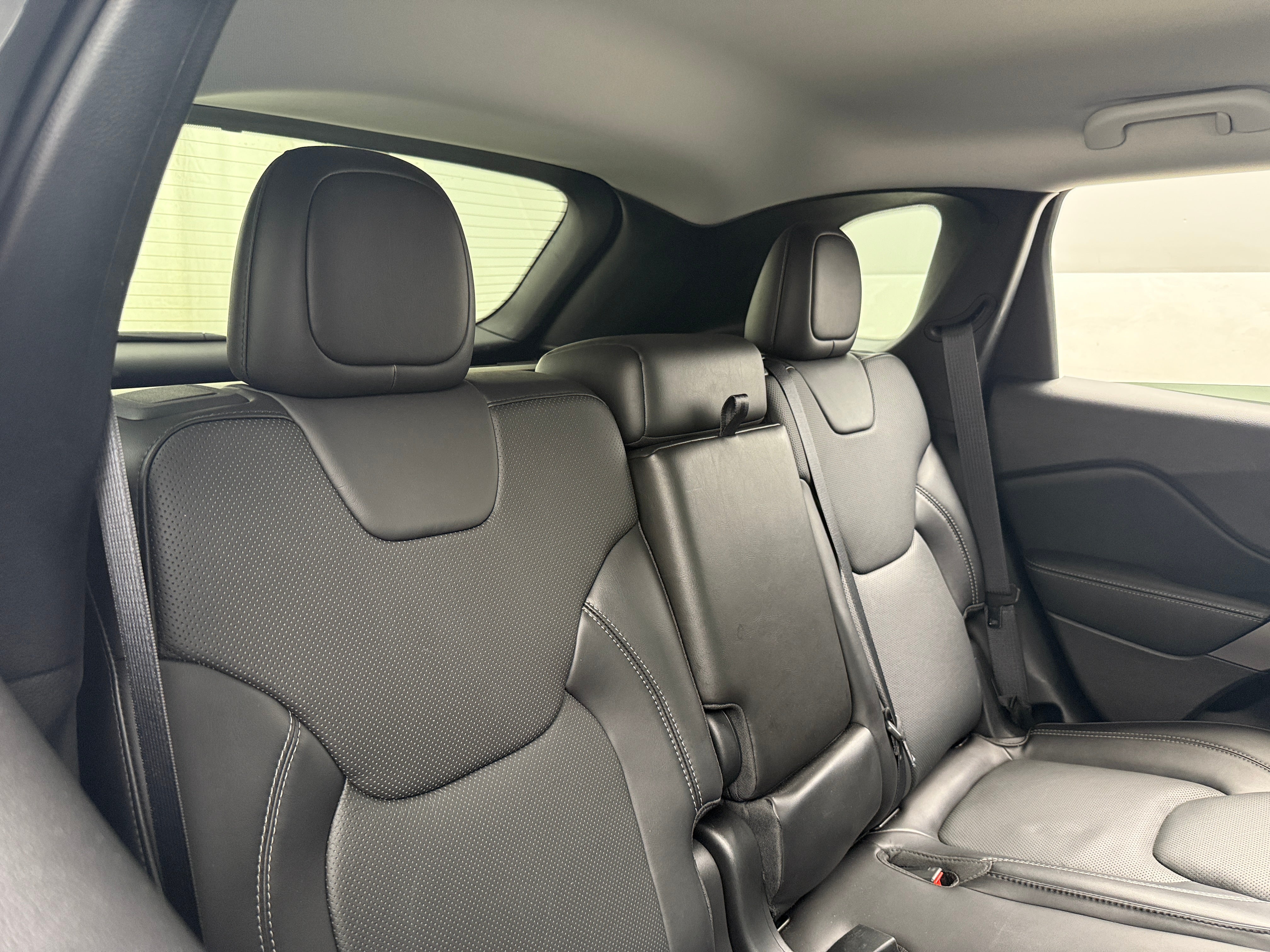 2020 Jeep Cherokee Limited Edition 5