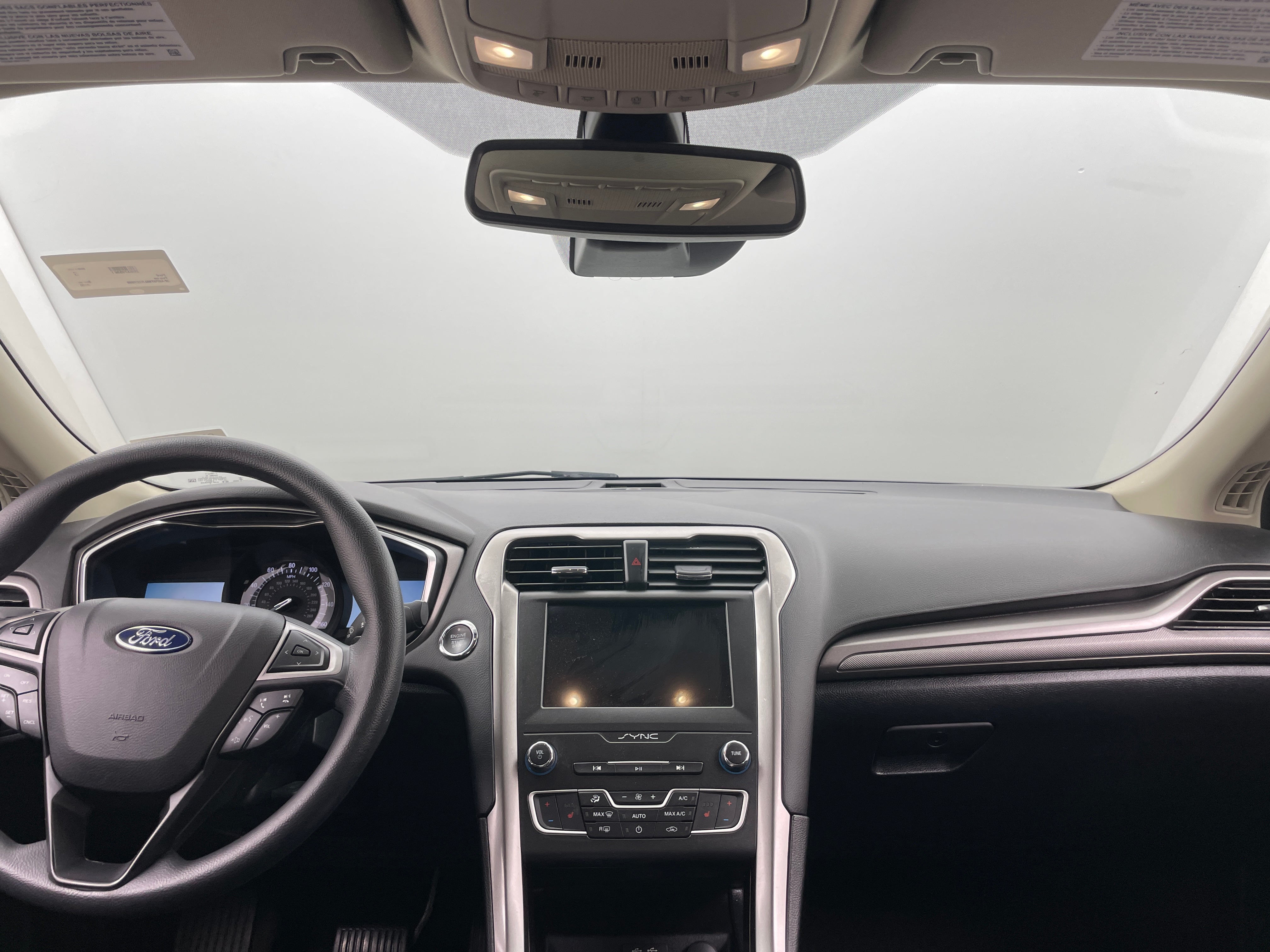 2020 Ford Fusion SE 3