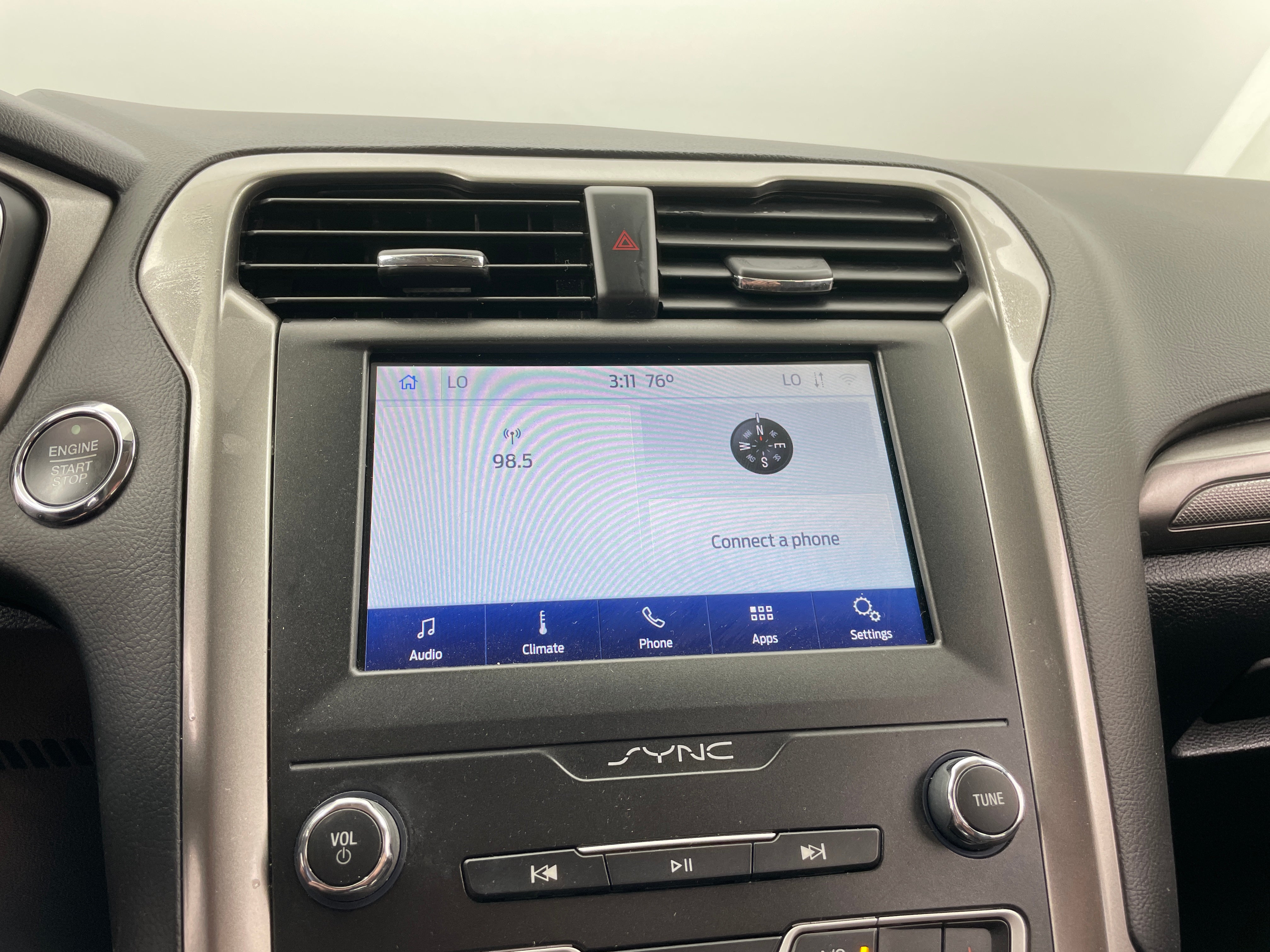 2020 Ford Fusion SE 4