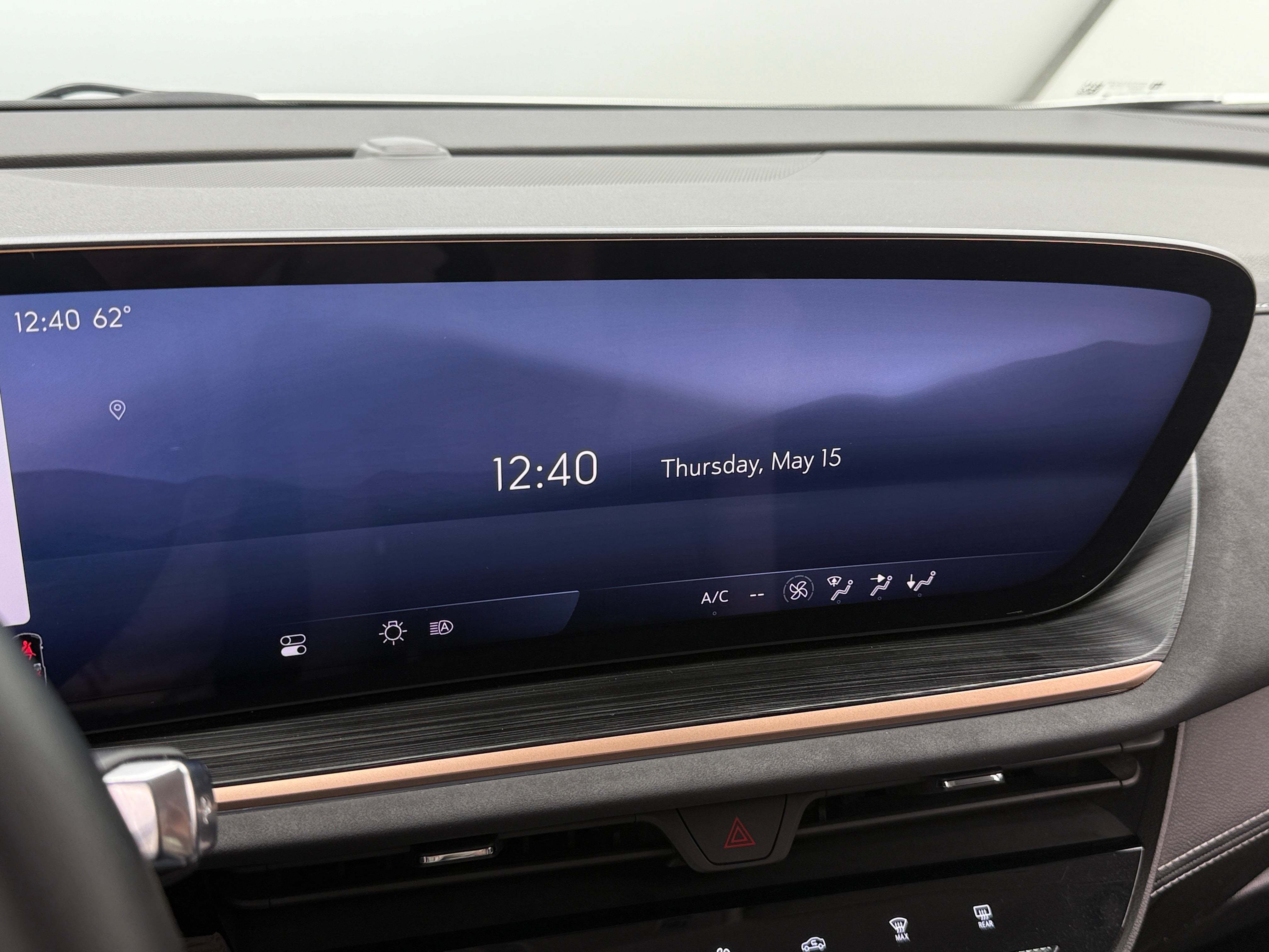 2024 Buick Envision Sport Touring 3