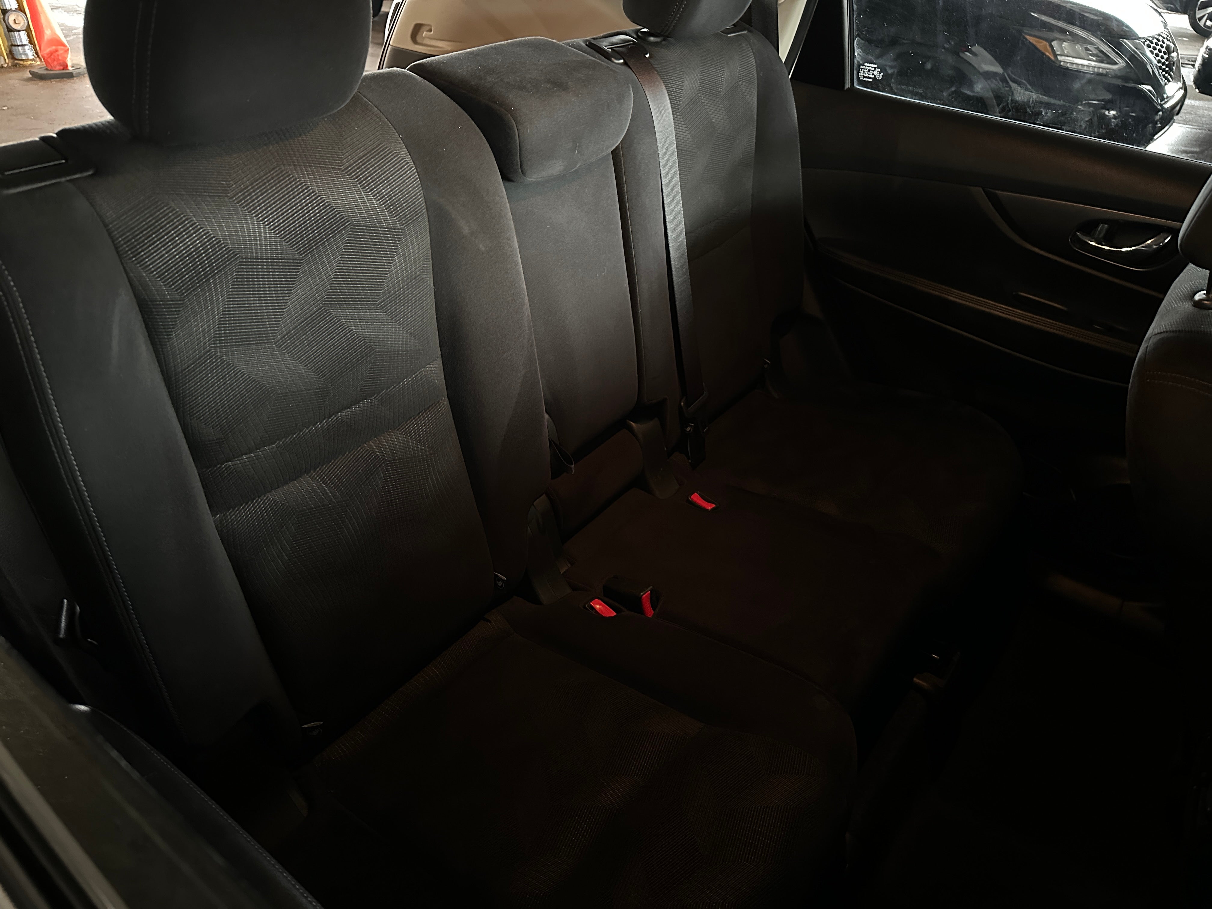 2016 Nissan Rogue S 6