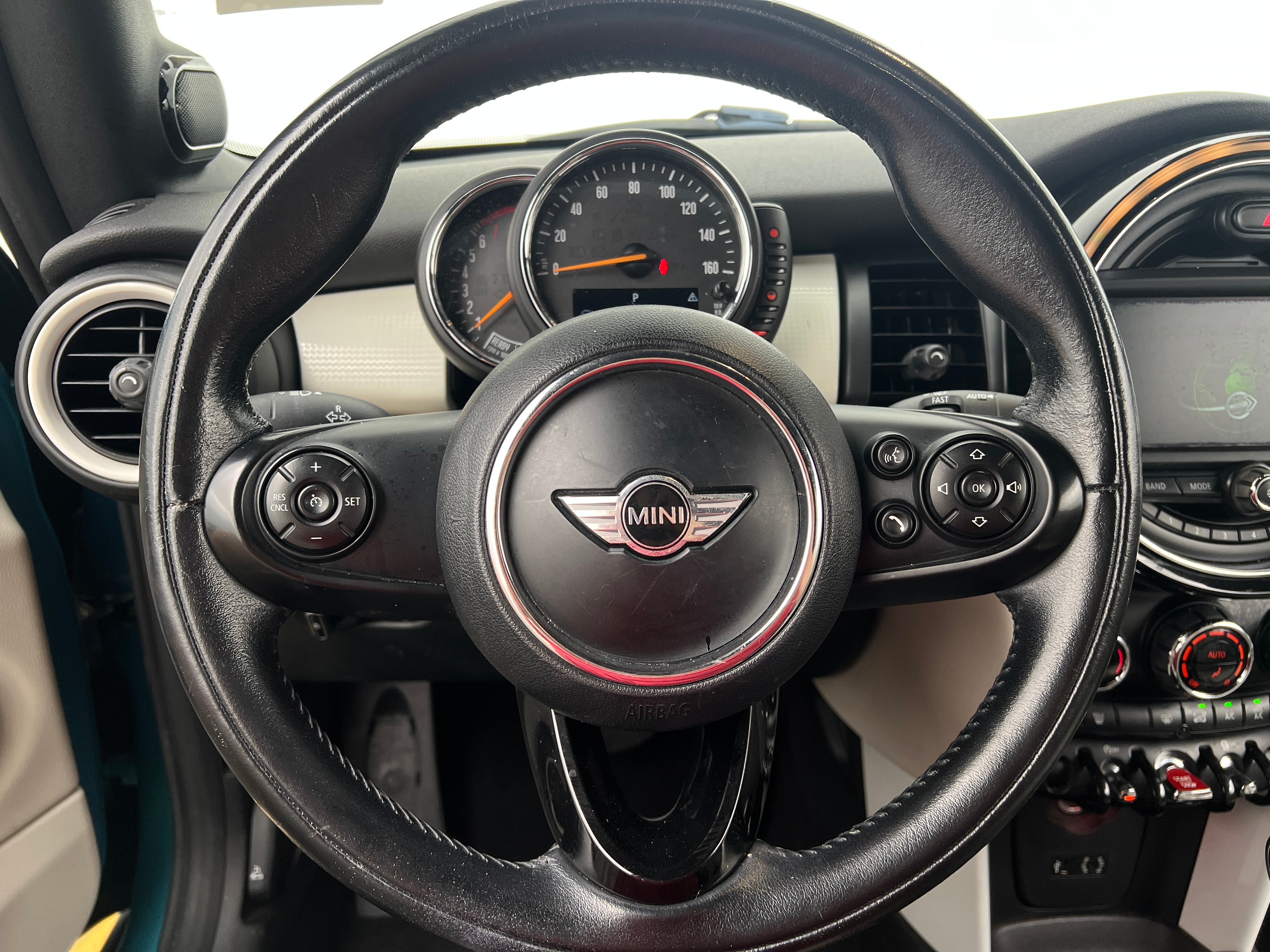 2016 MINI Cooper Convertible S 4