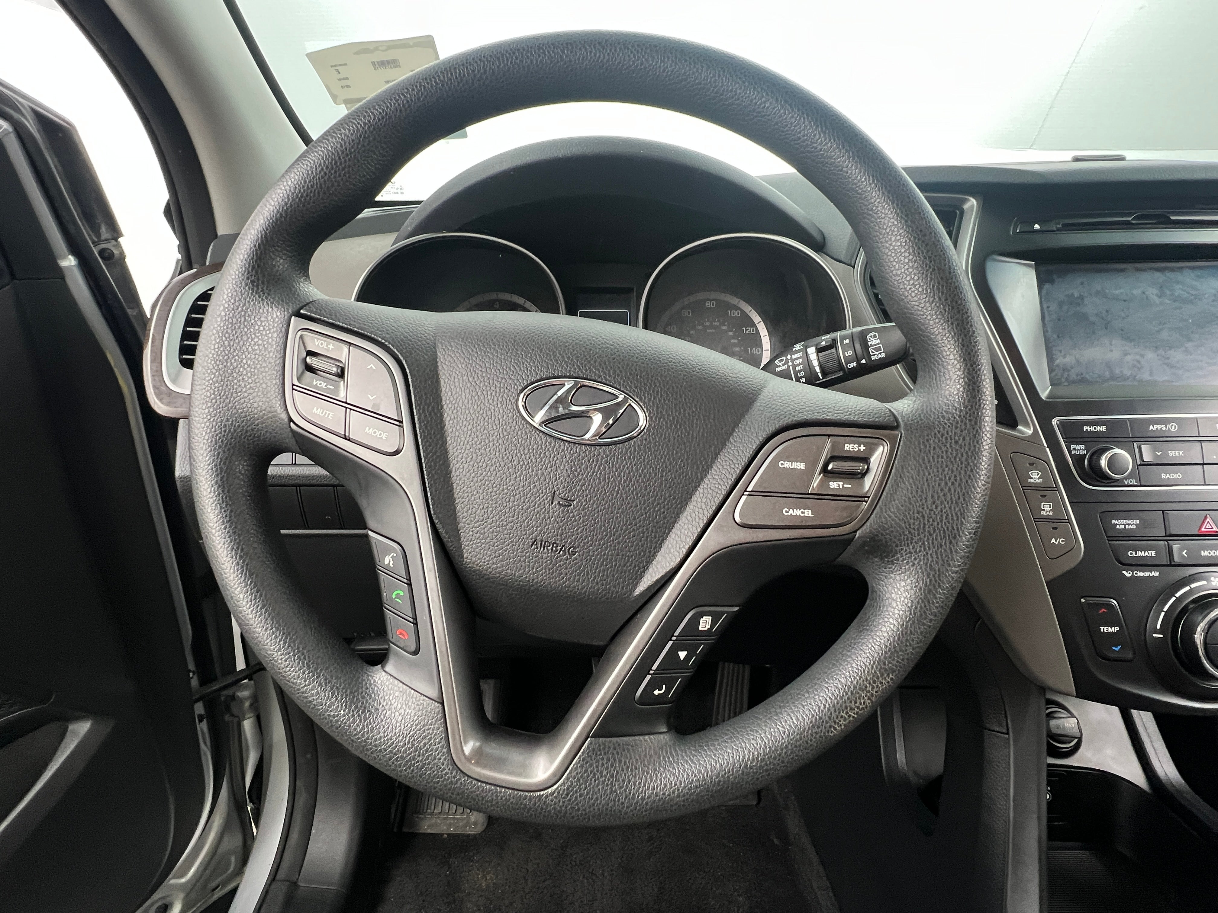 2018 Hyundai Santa Fe SE 5