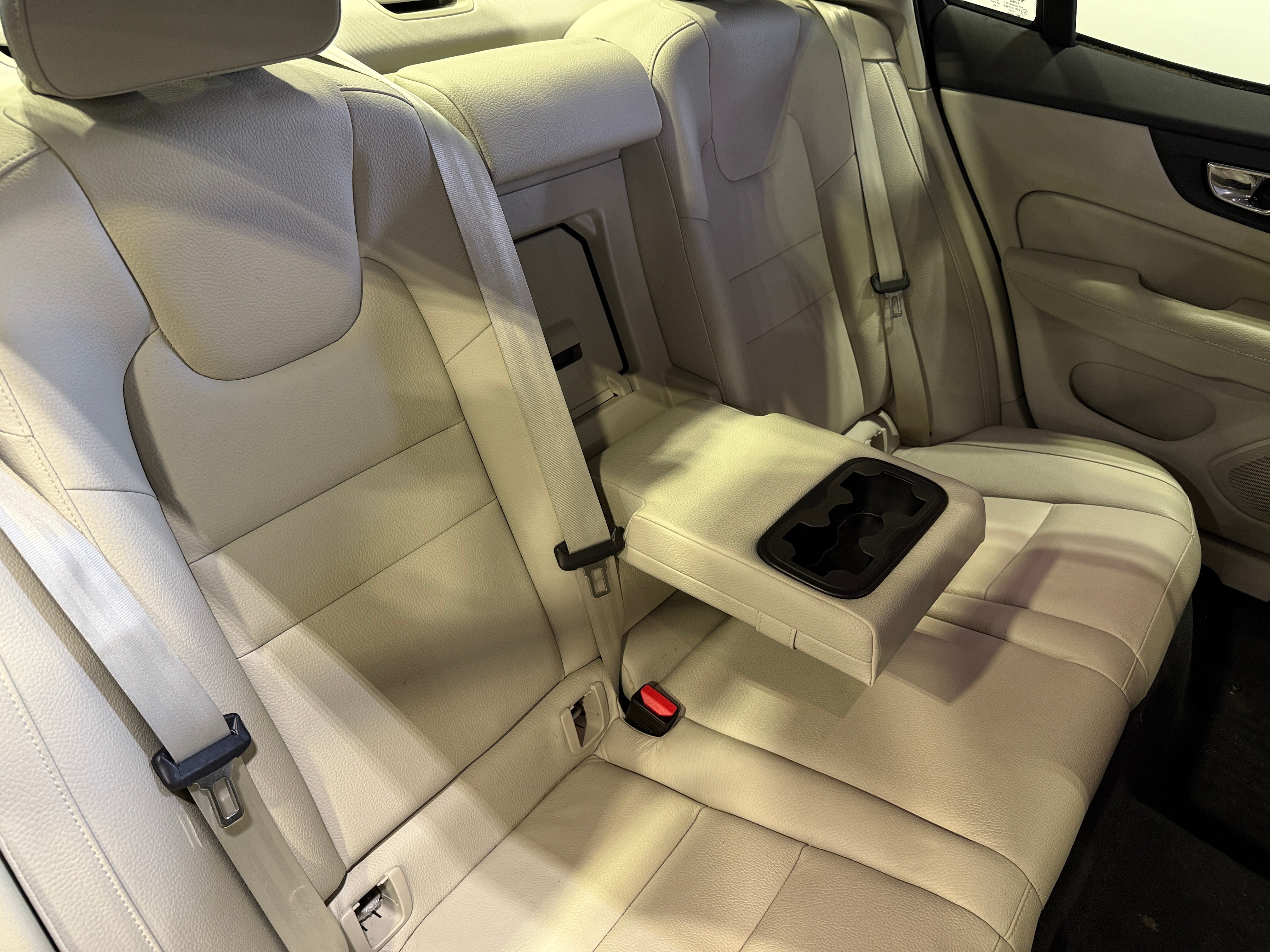2019 Volvo S60 T6 Momentum 5
