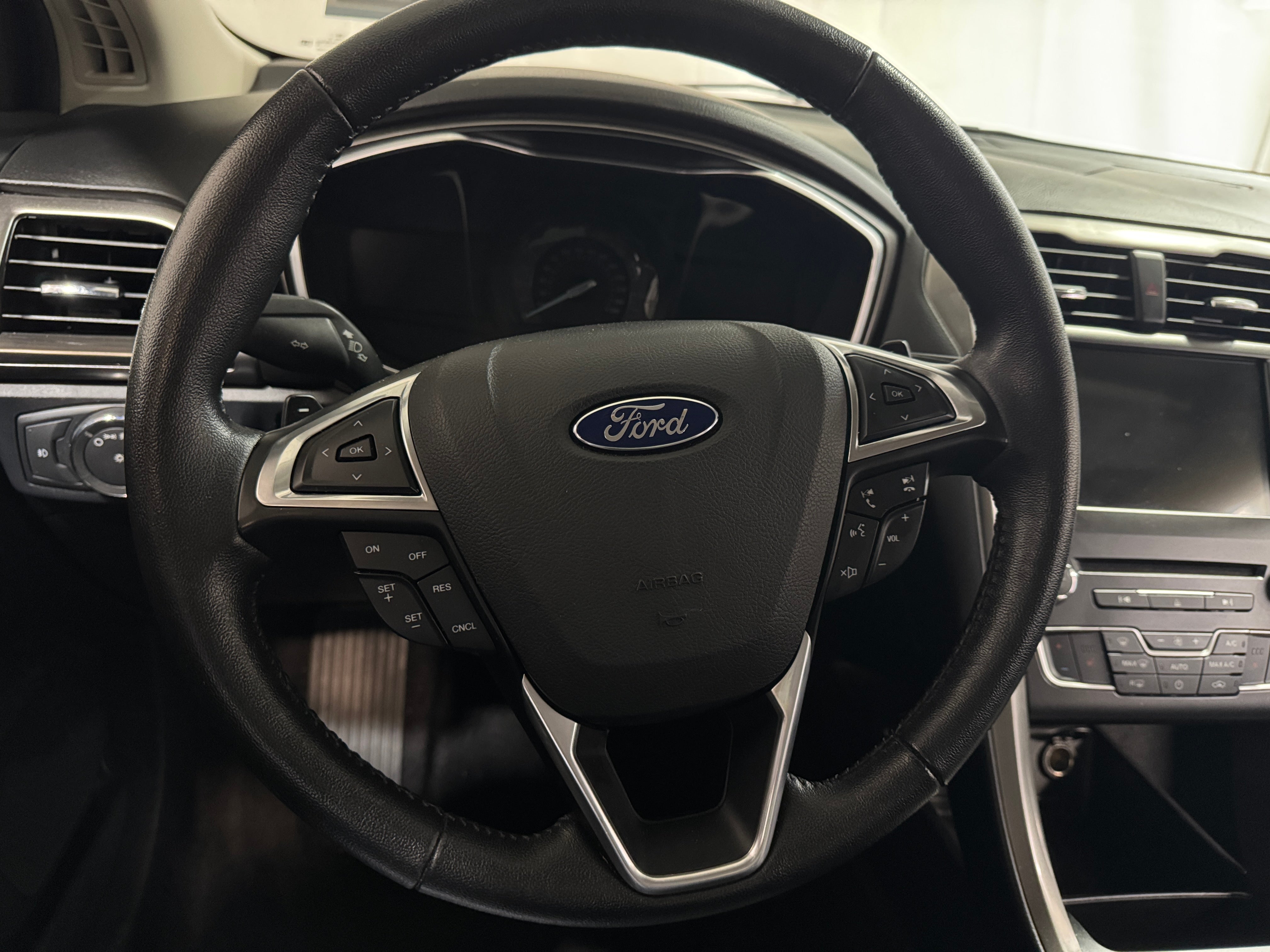 2017 Ford Fusion SE 5