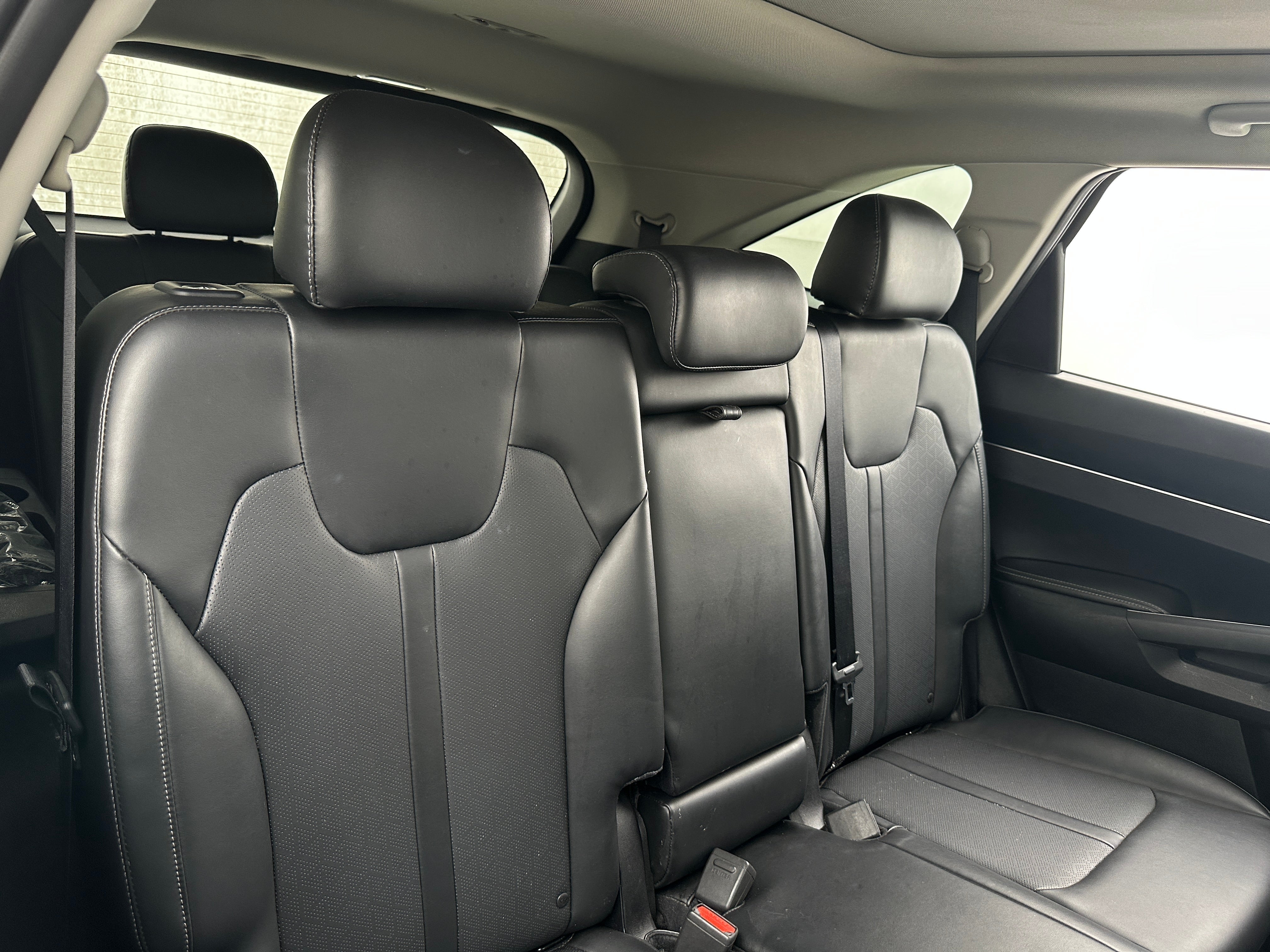 2022 Kia Sorento S 5