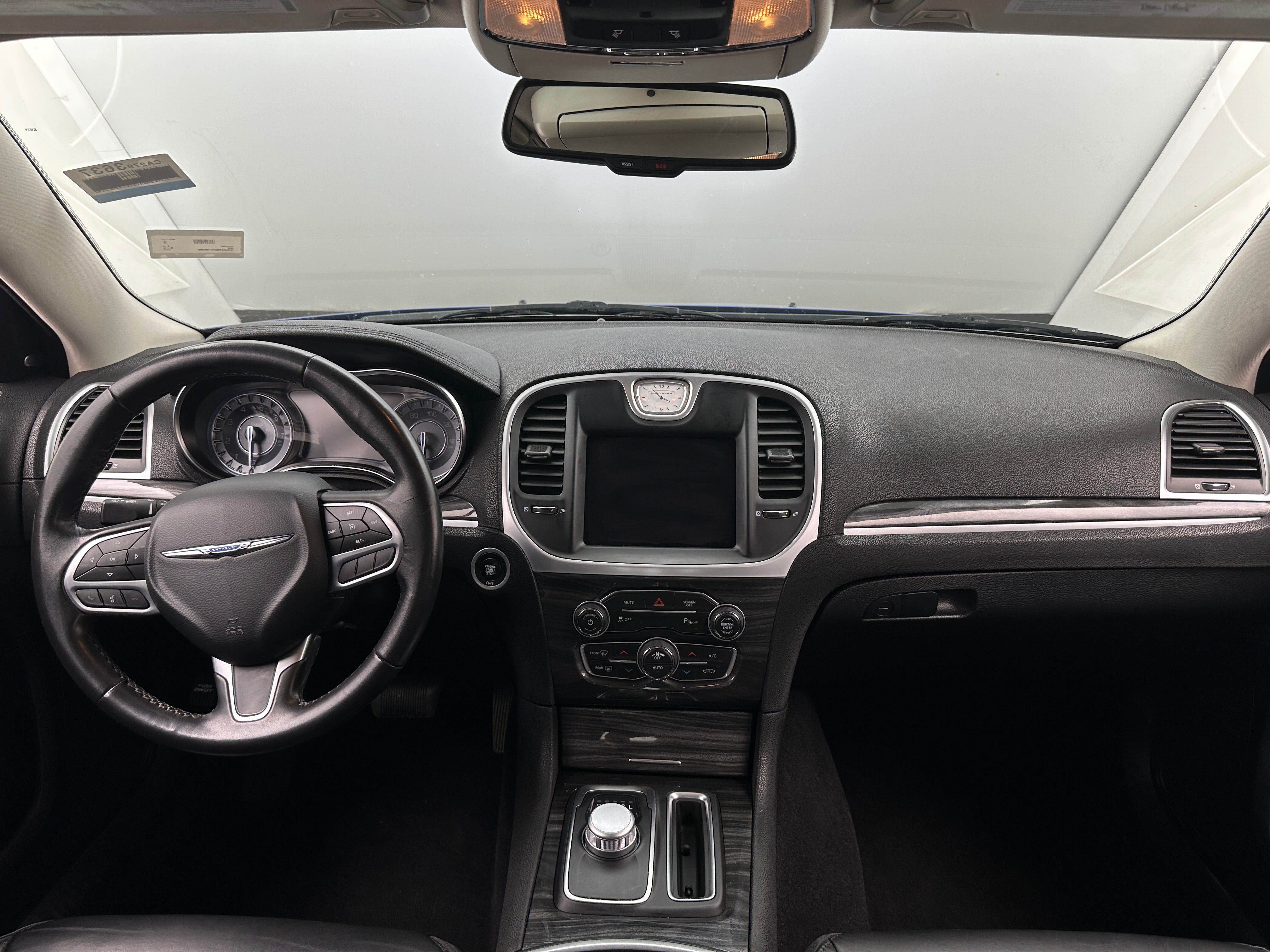 2021 Chrysler 300 Touring 2