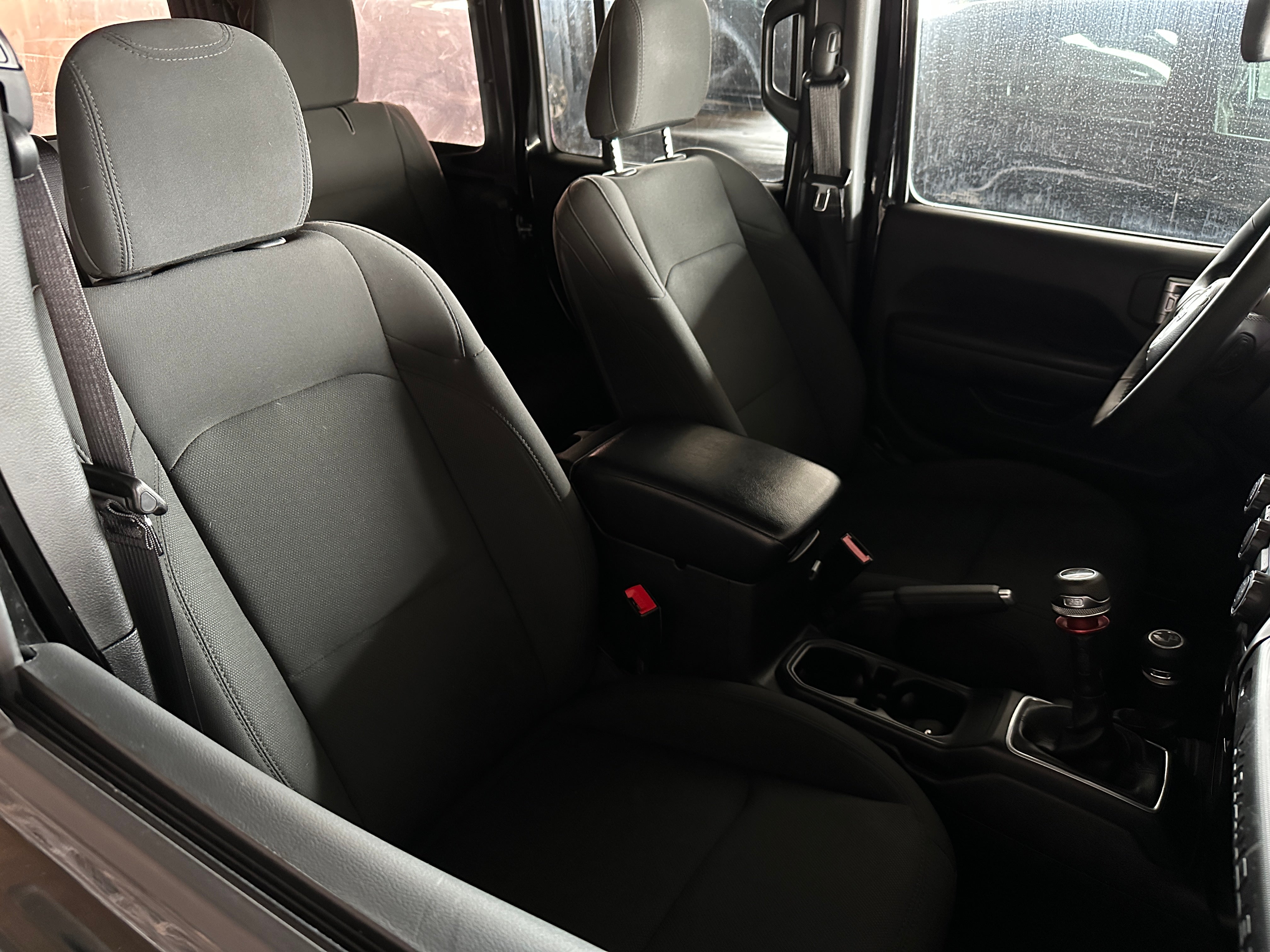 2018 Jeep Wrangler Unlimited Sport S 2