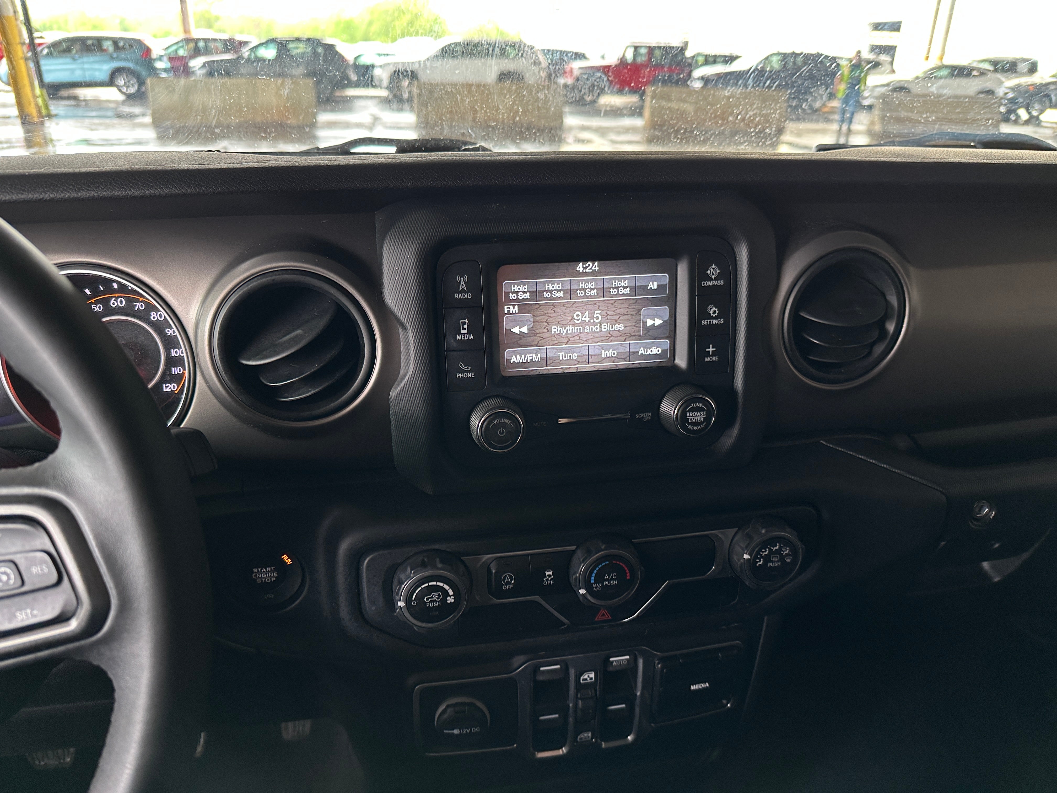 2018 Jeep Wrangler Unlimited Sport S 4