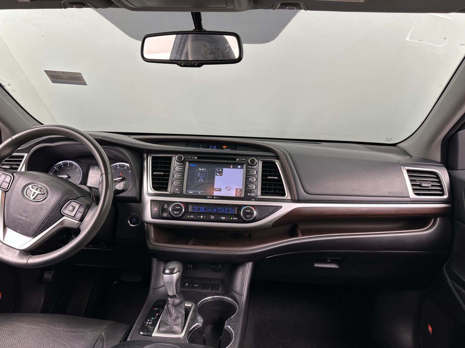 Thumbnail: 2015 Toyota Highlander - 2