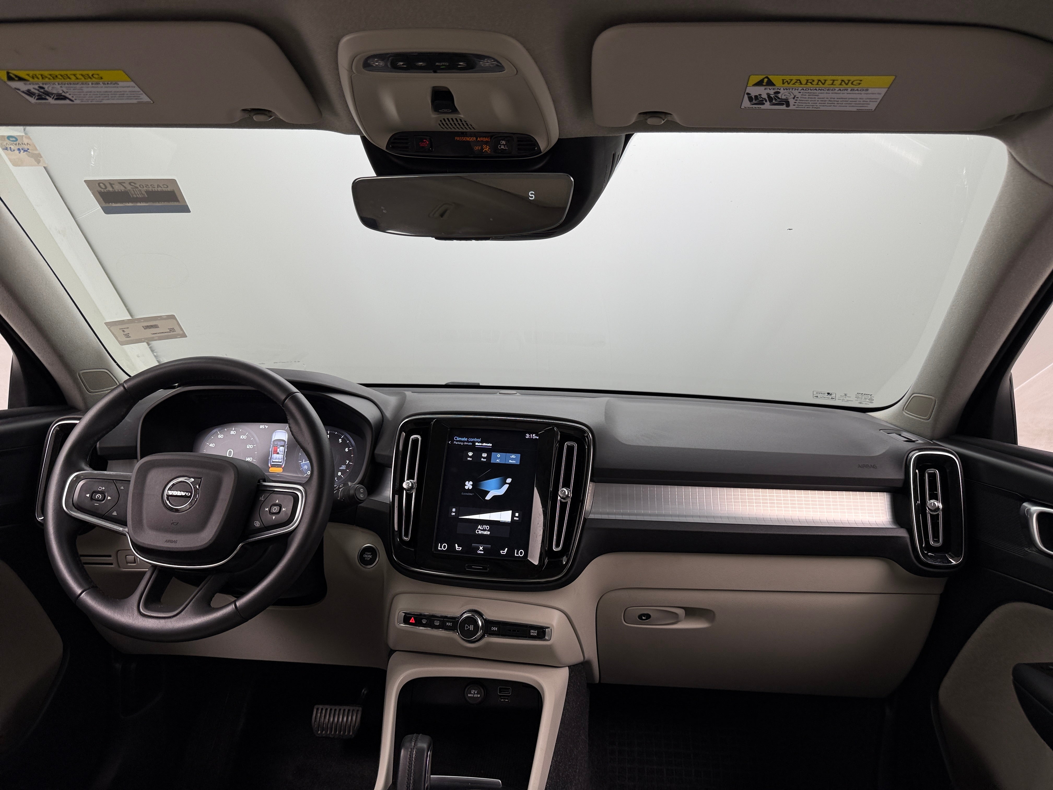 2021 Volvo XC40 T5 Momentum 2