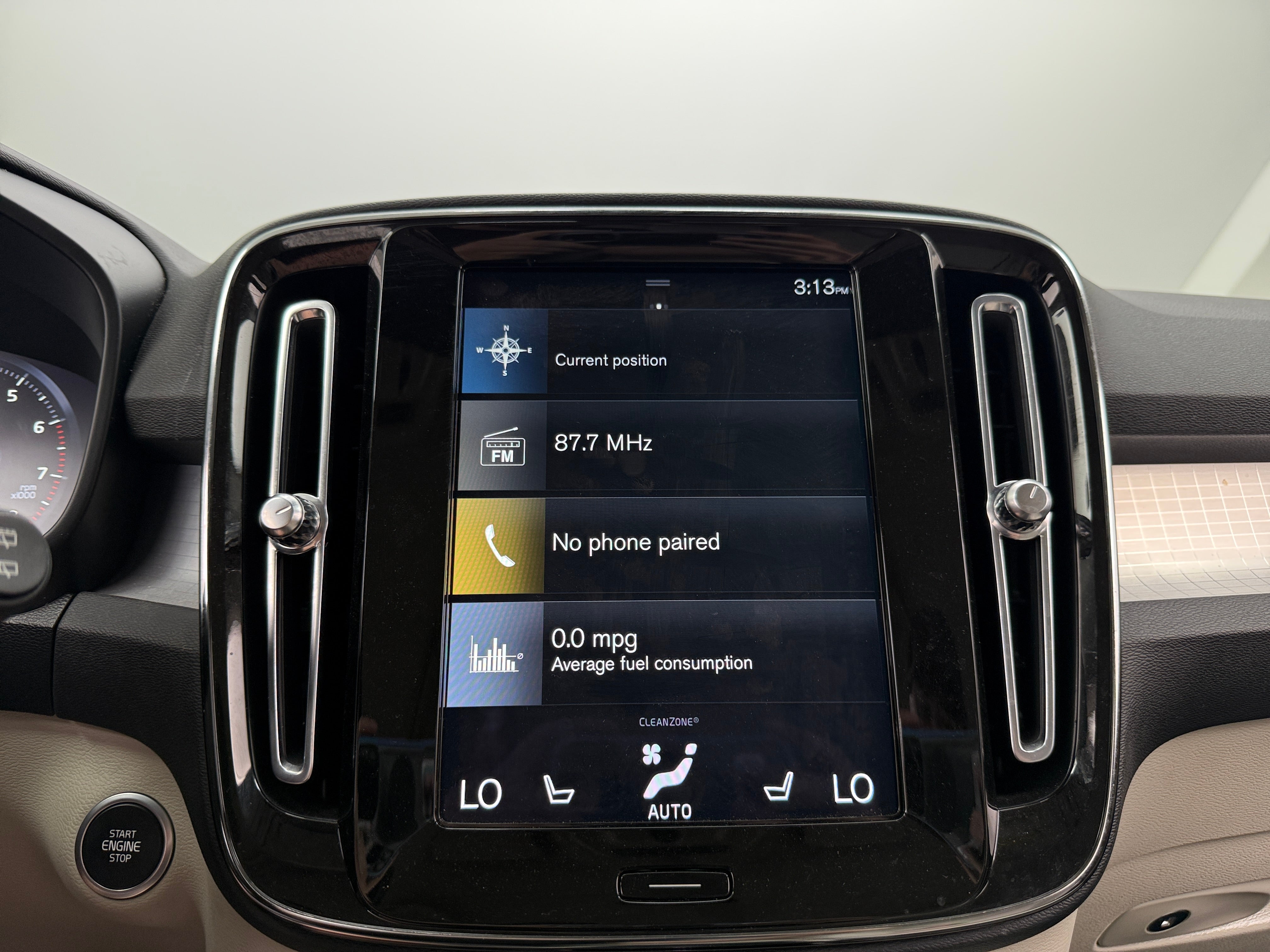 2021 Volvo XC40 T5 Momentum 3