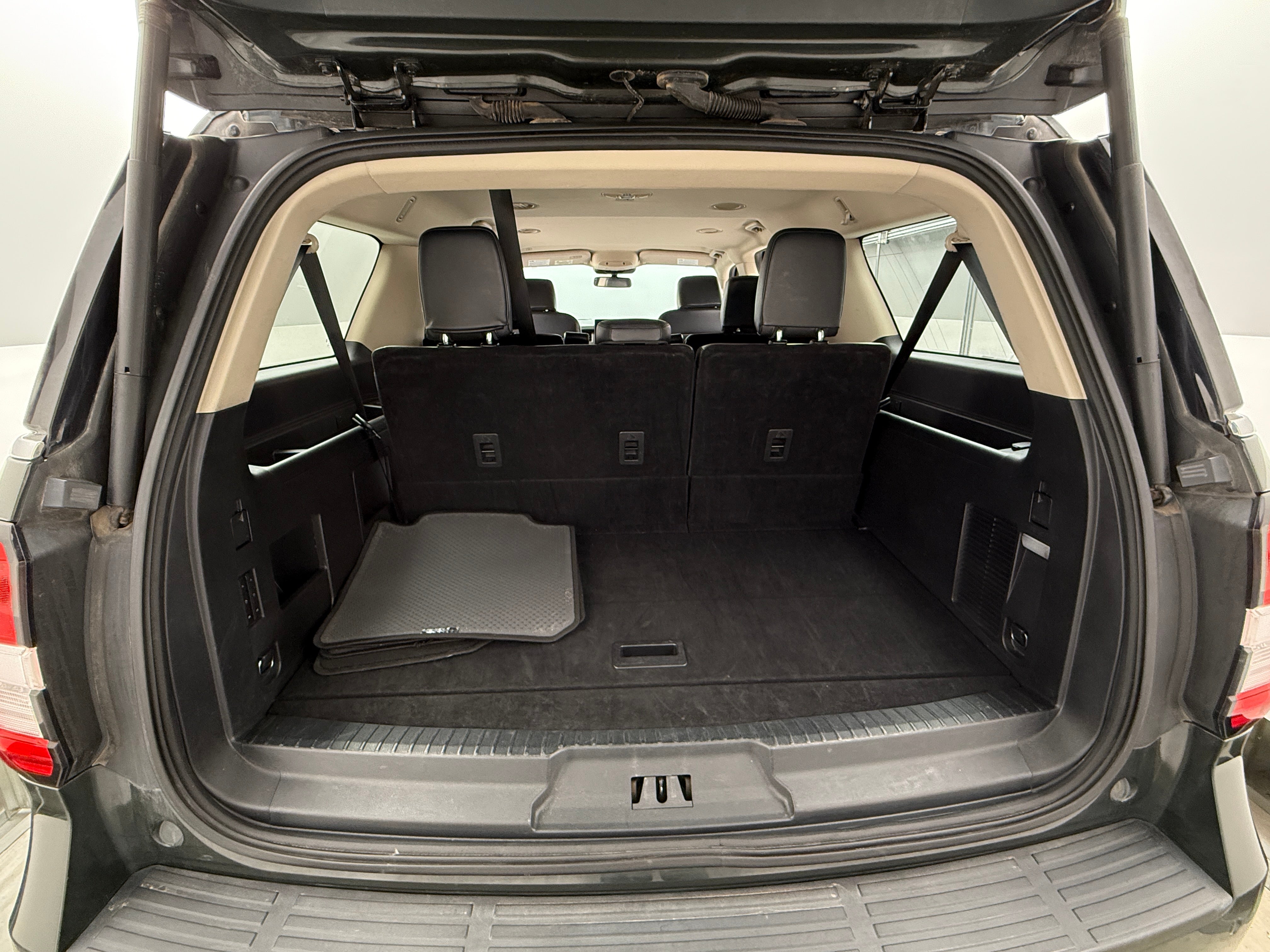 2023 Ford Expedition MAX XLT 7