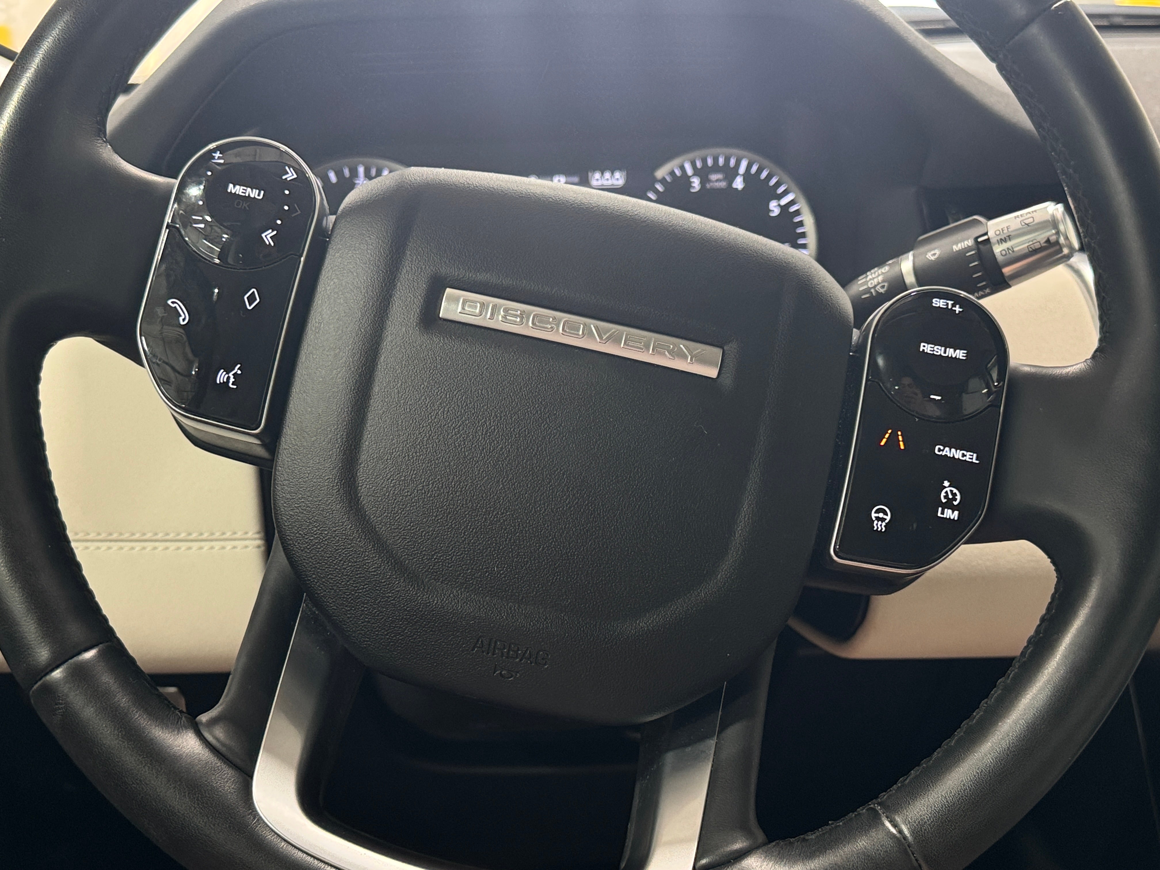 2020 Land Rover Discovery Sport S 4
