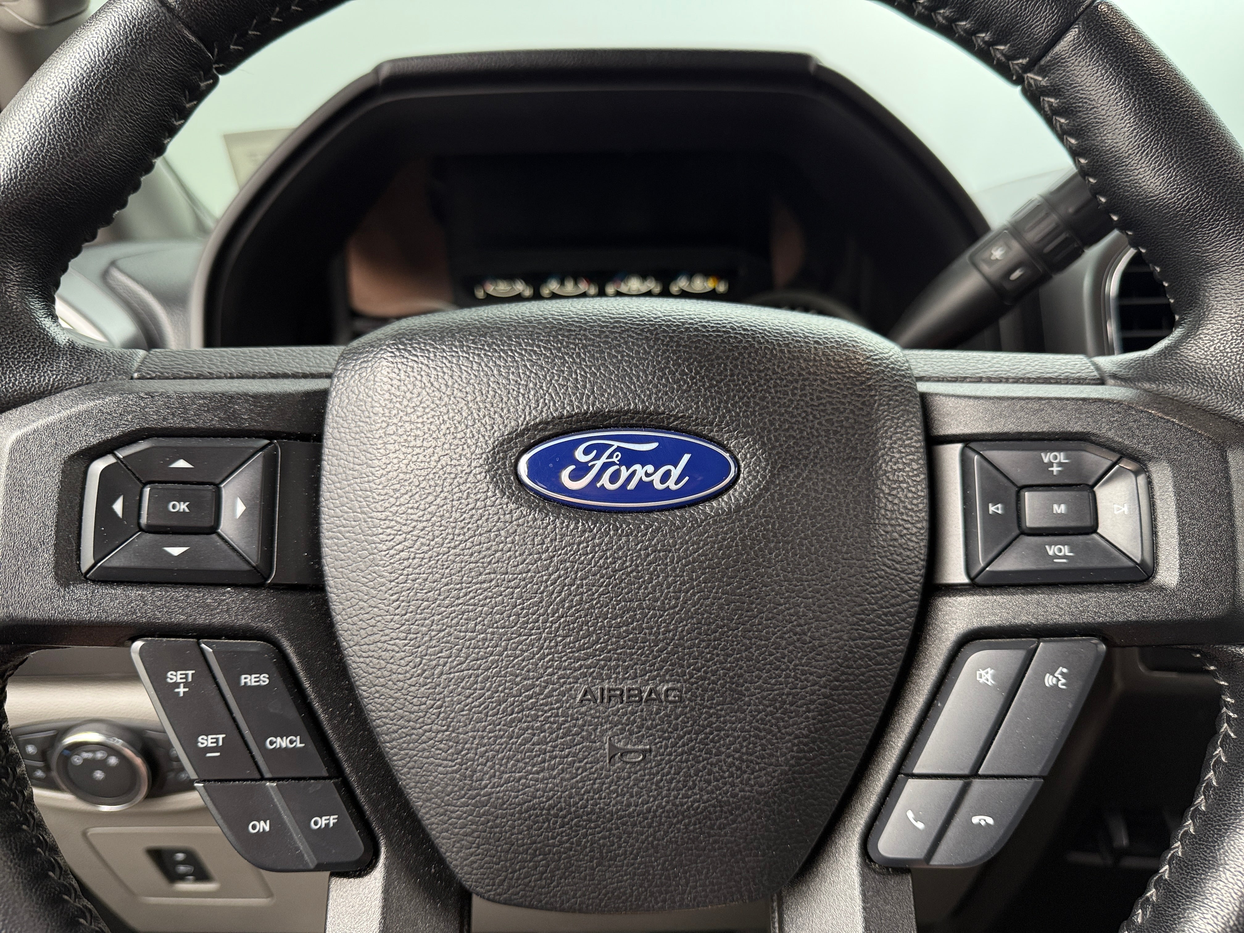 2017 Ford Econoline E-150 5