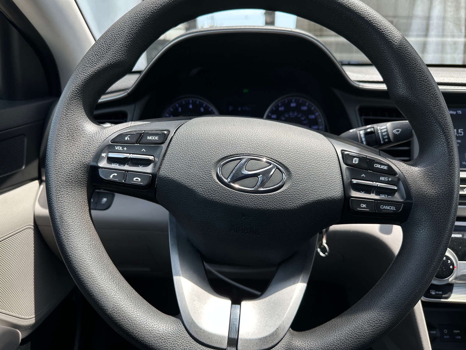 Thumbnail: 2019 Hyundai Elantra - 5