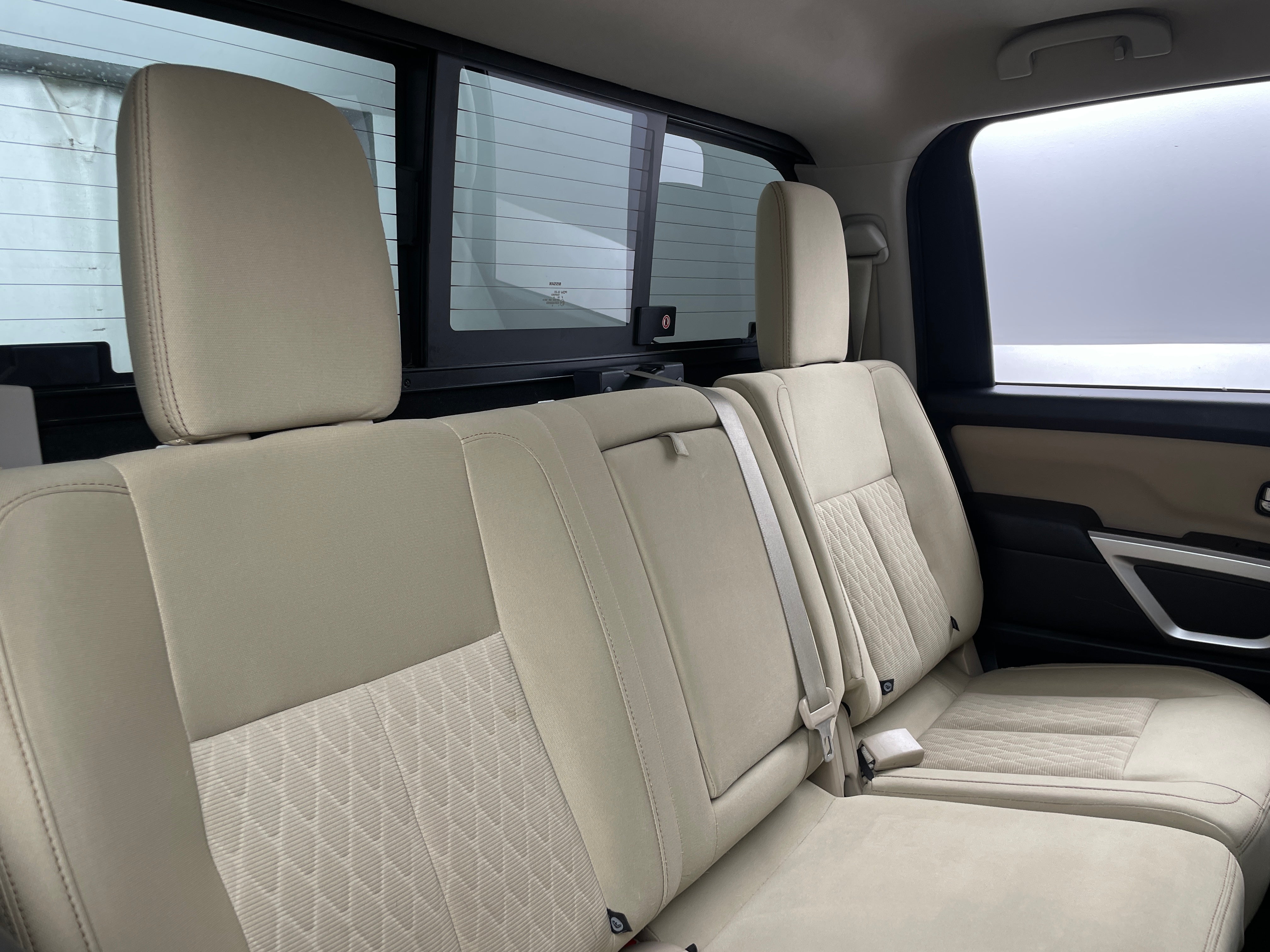 2018 Nissan Titan SV 5