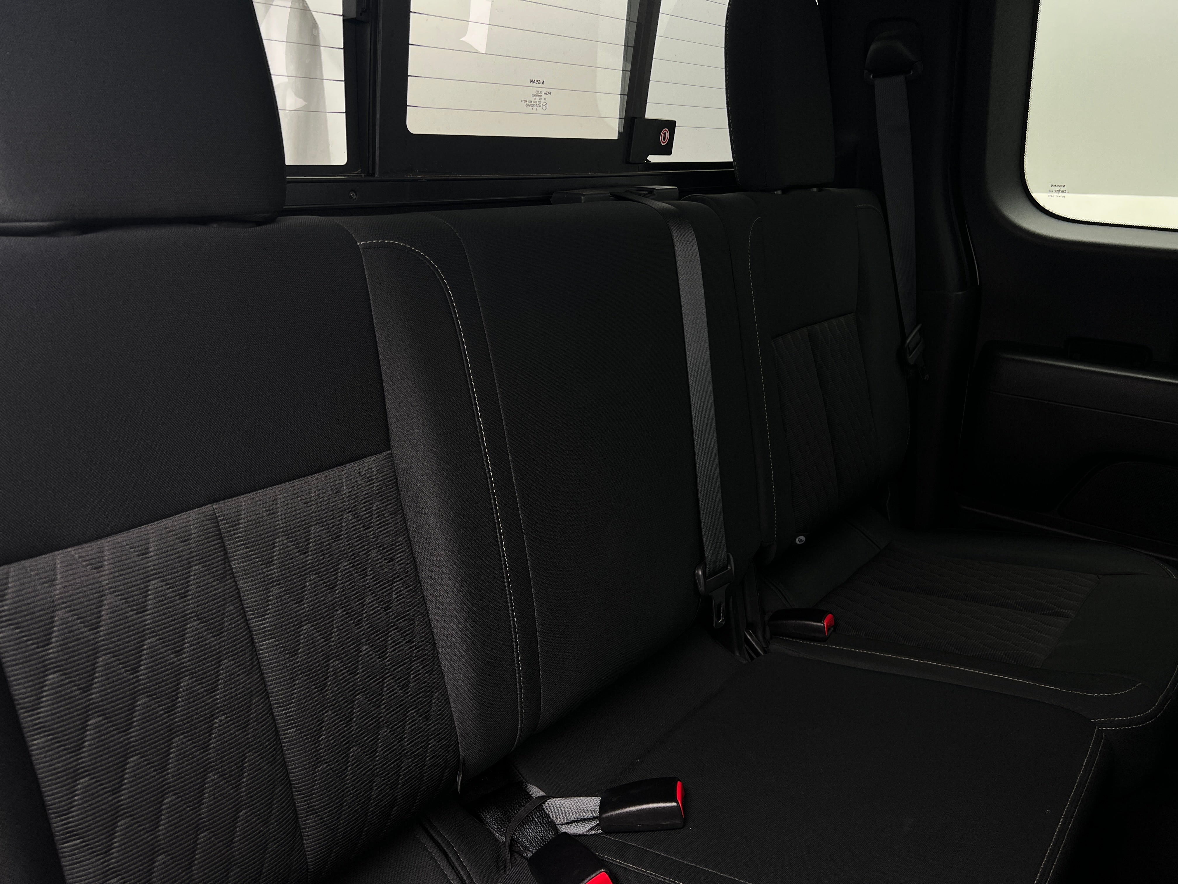 2019 Nissan Titan SV 6