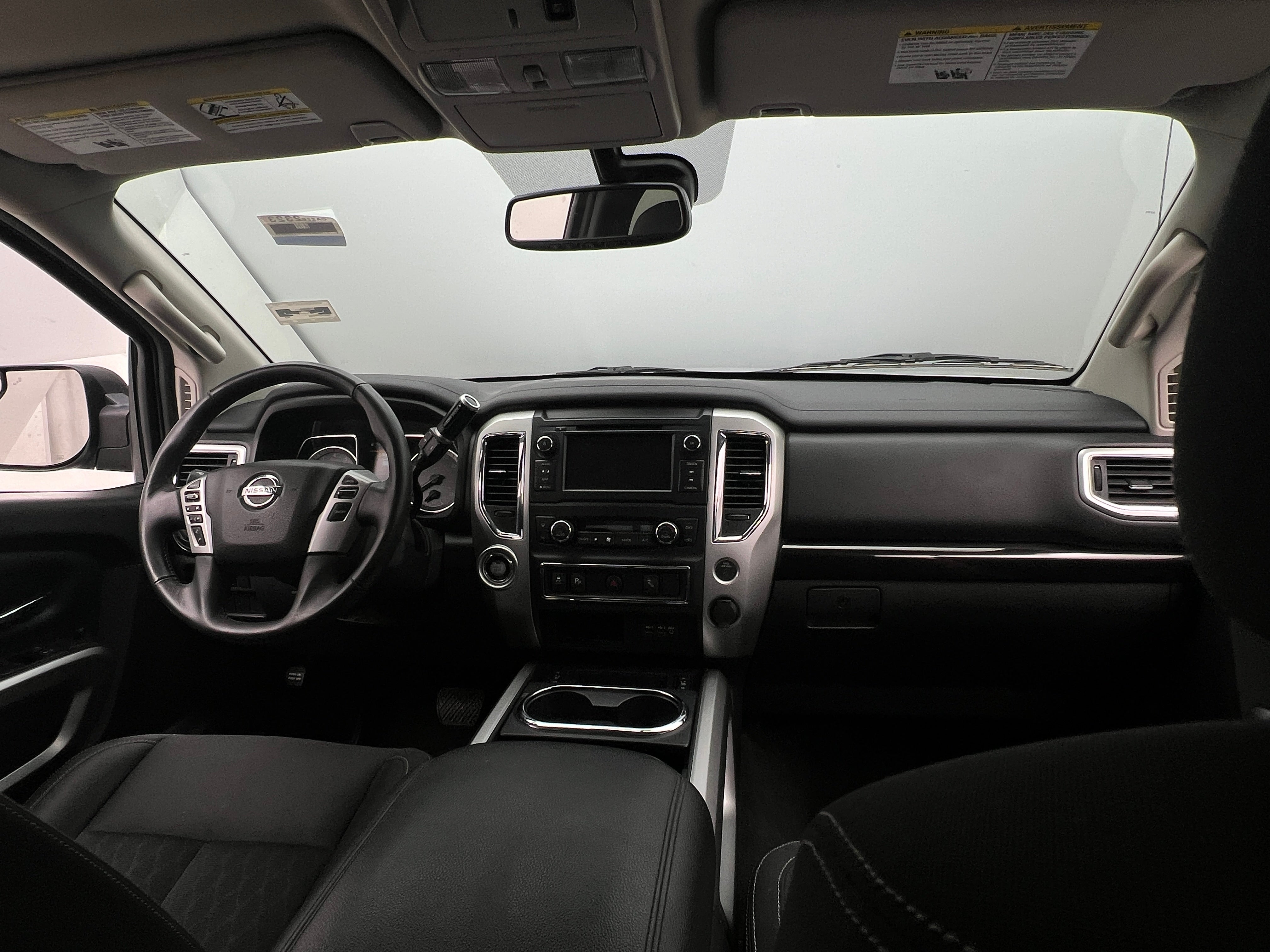 2019 Nissan Titan SV 3
