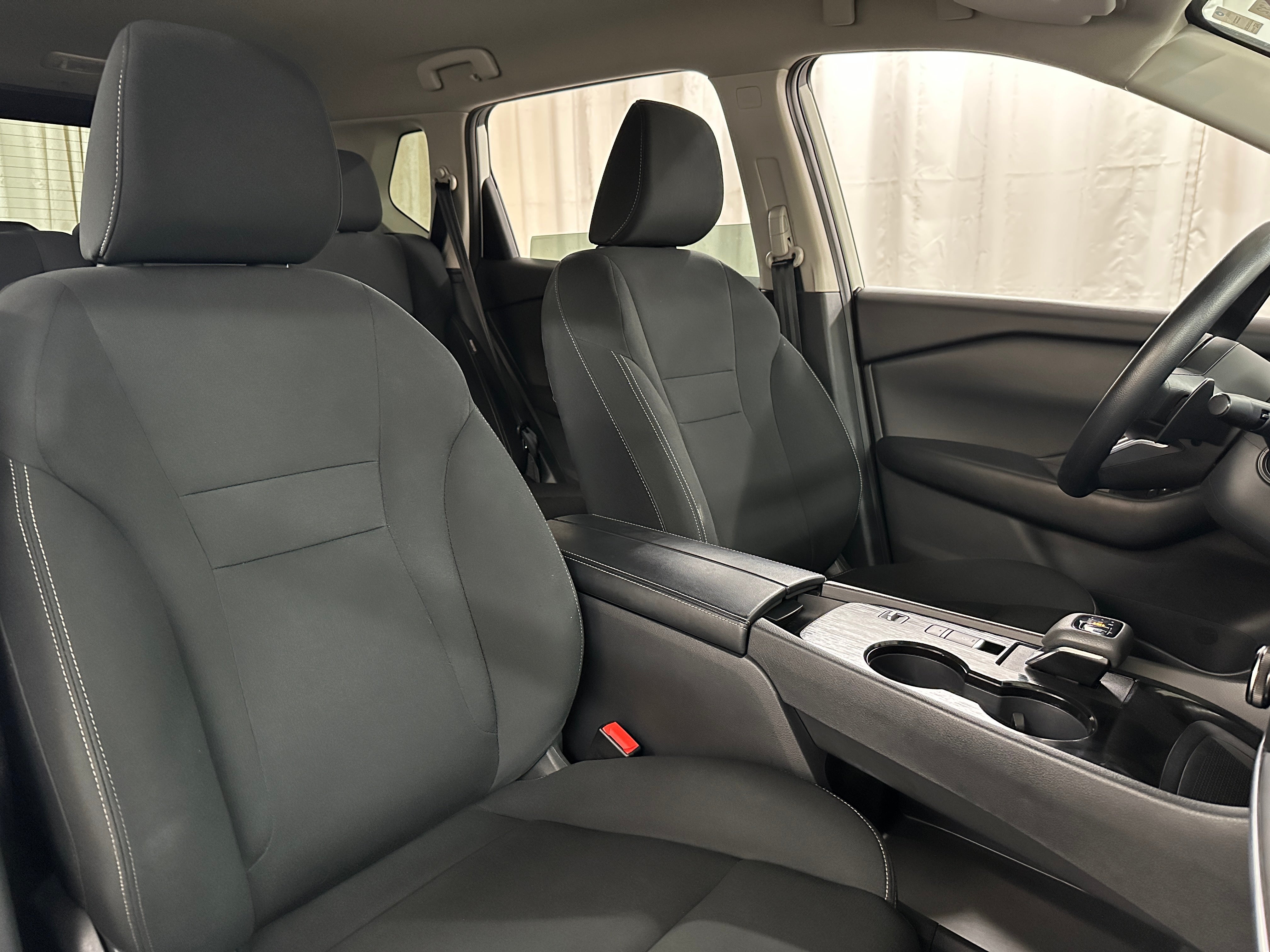 2024 Nissan Rogue S 2