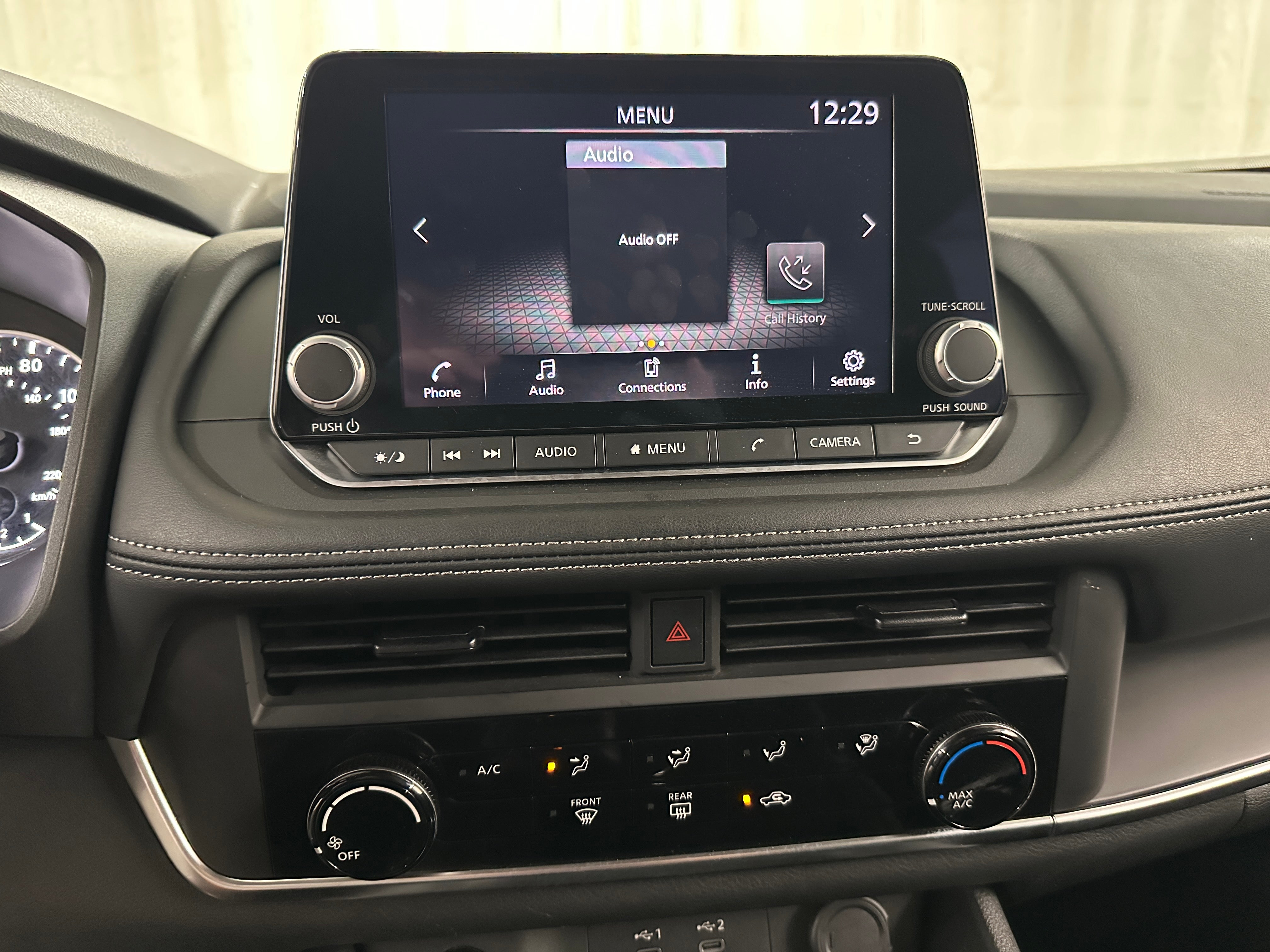 2024 Nissan Rogue S 4
