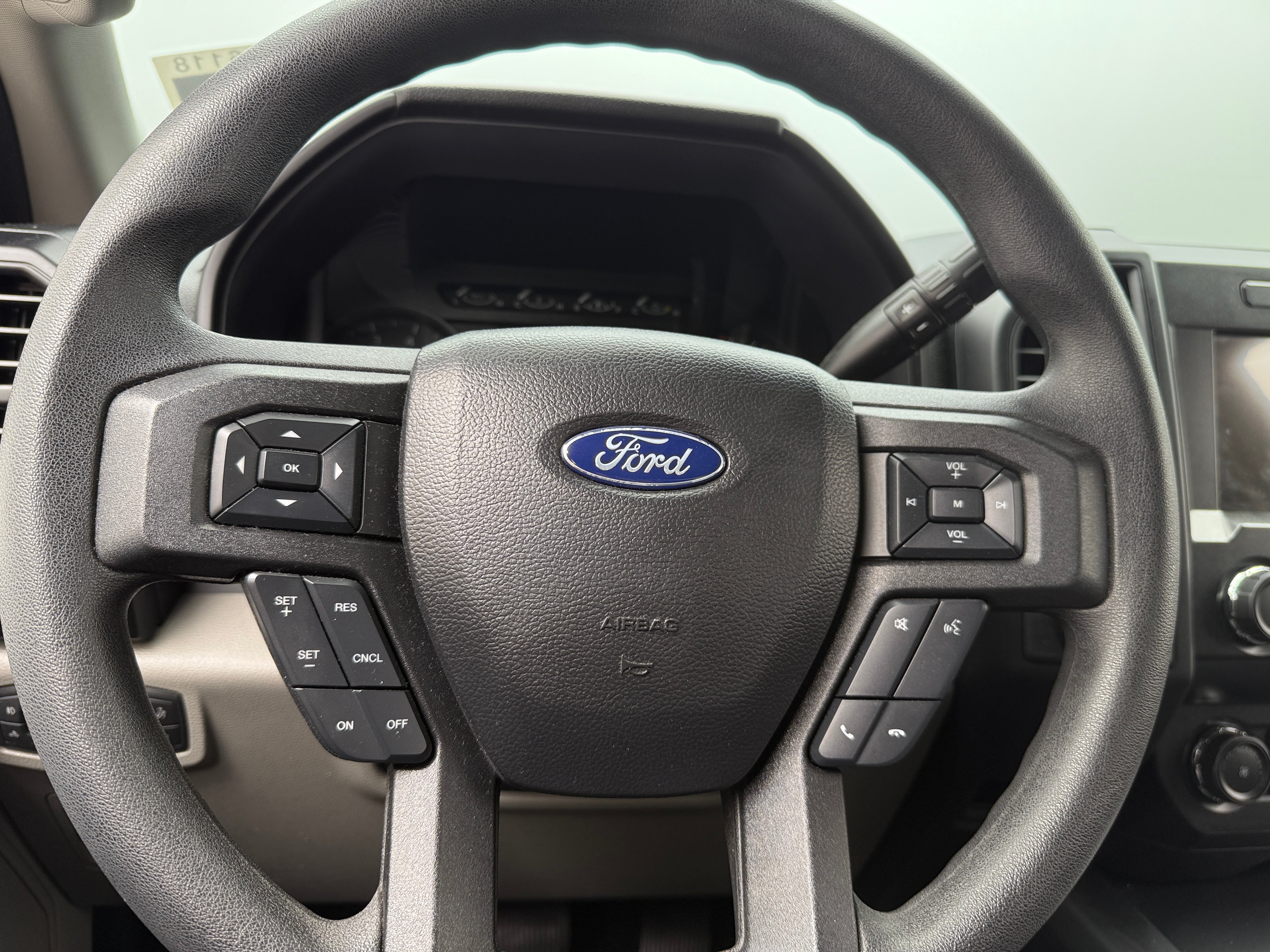 2019 Ford Econoline E-150 5