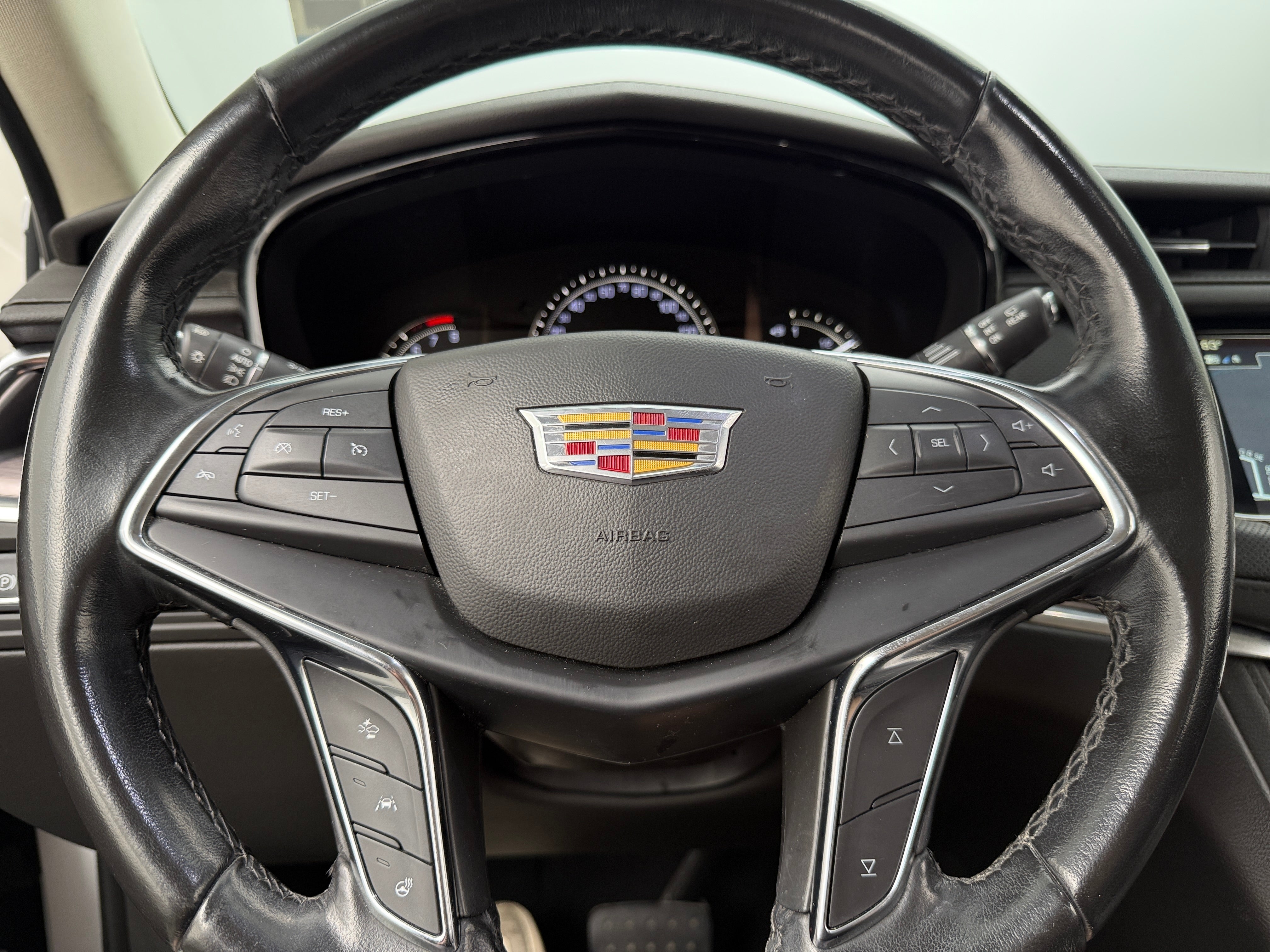 2019 Cadillac XT5 Luxury 4