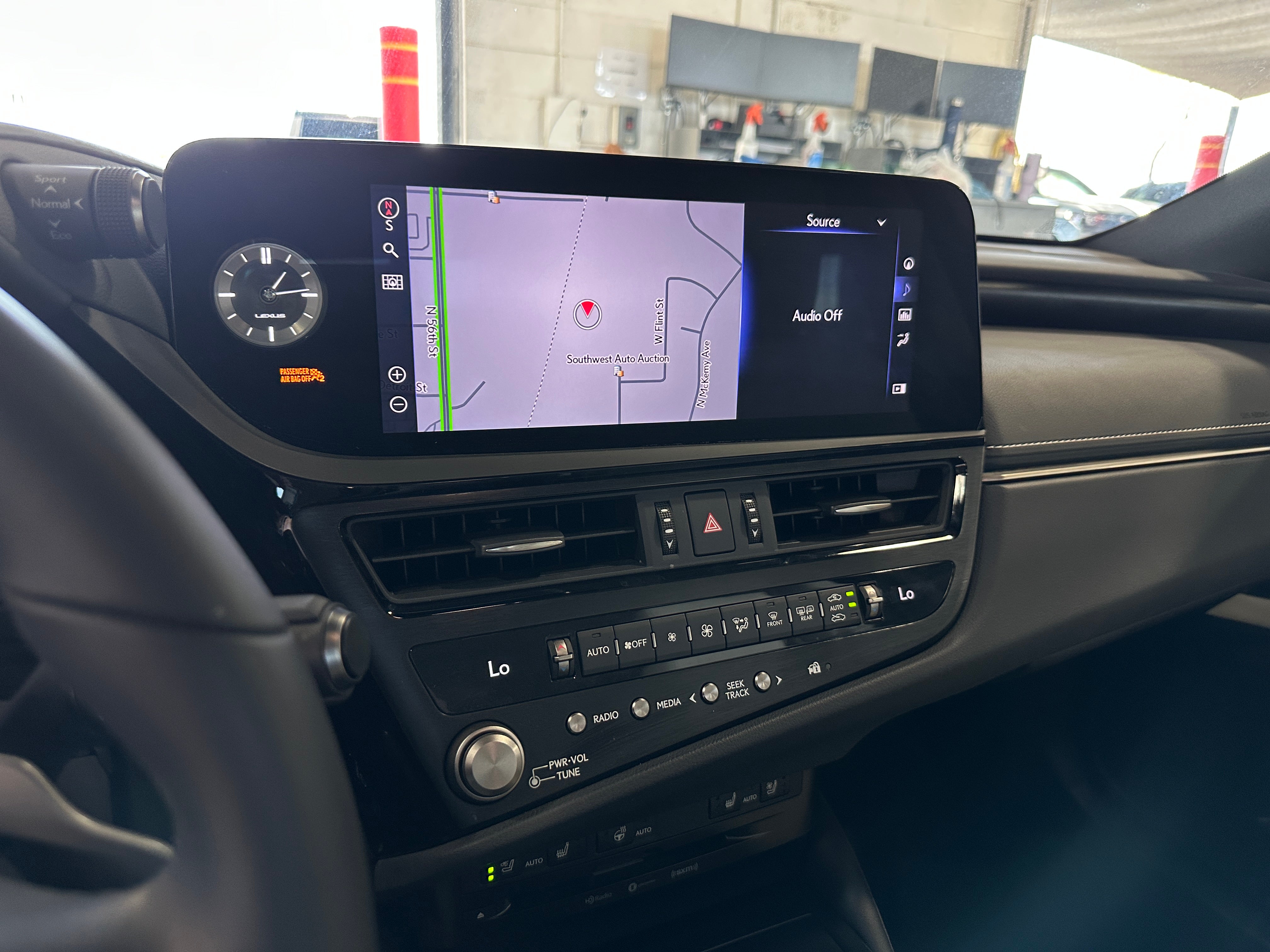 2022 Lexus ES Hybrid 300h 3