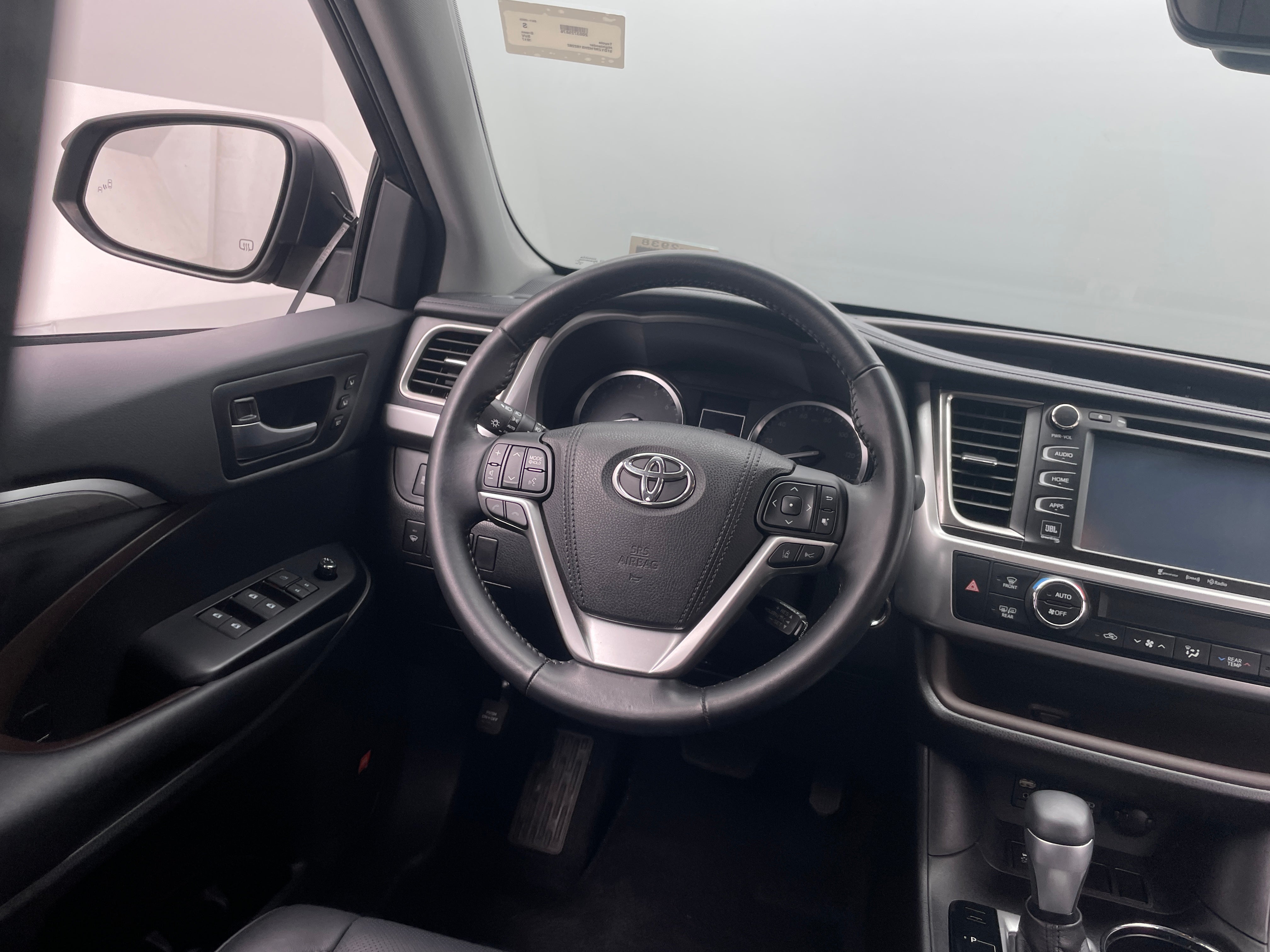 2017 Toyota Highlander Limited 4
