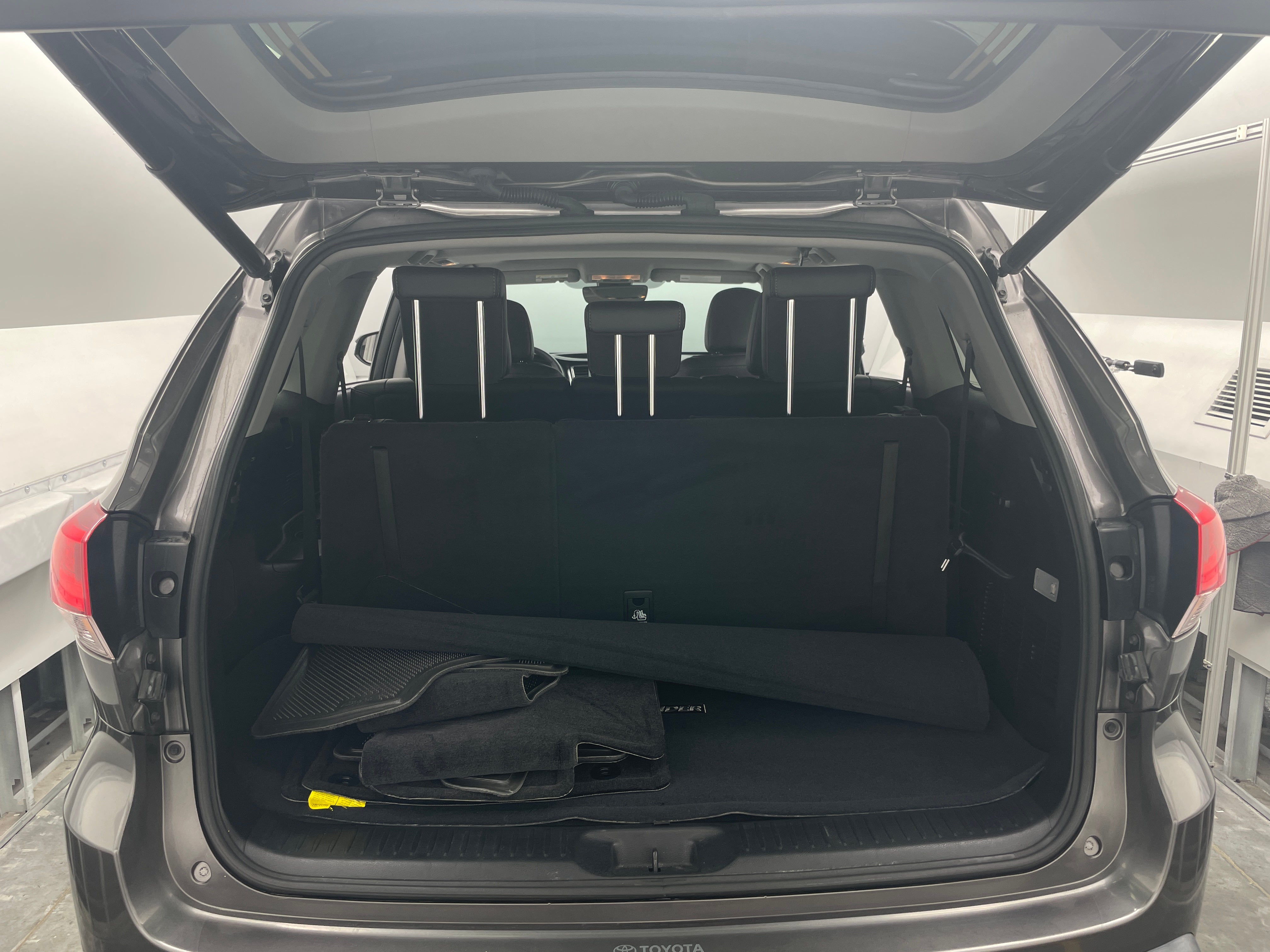 2017 Toyota Highlander Limited 6