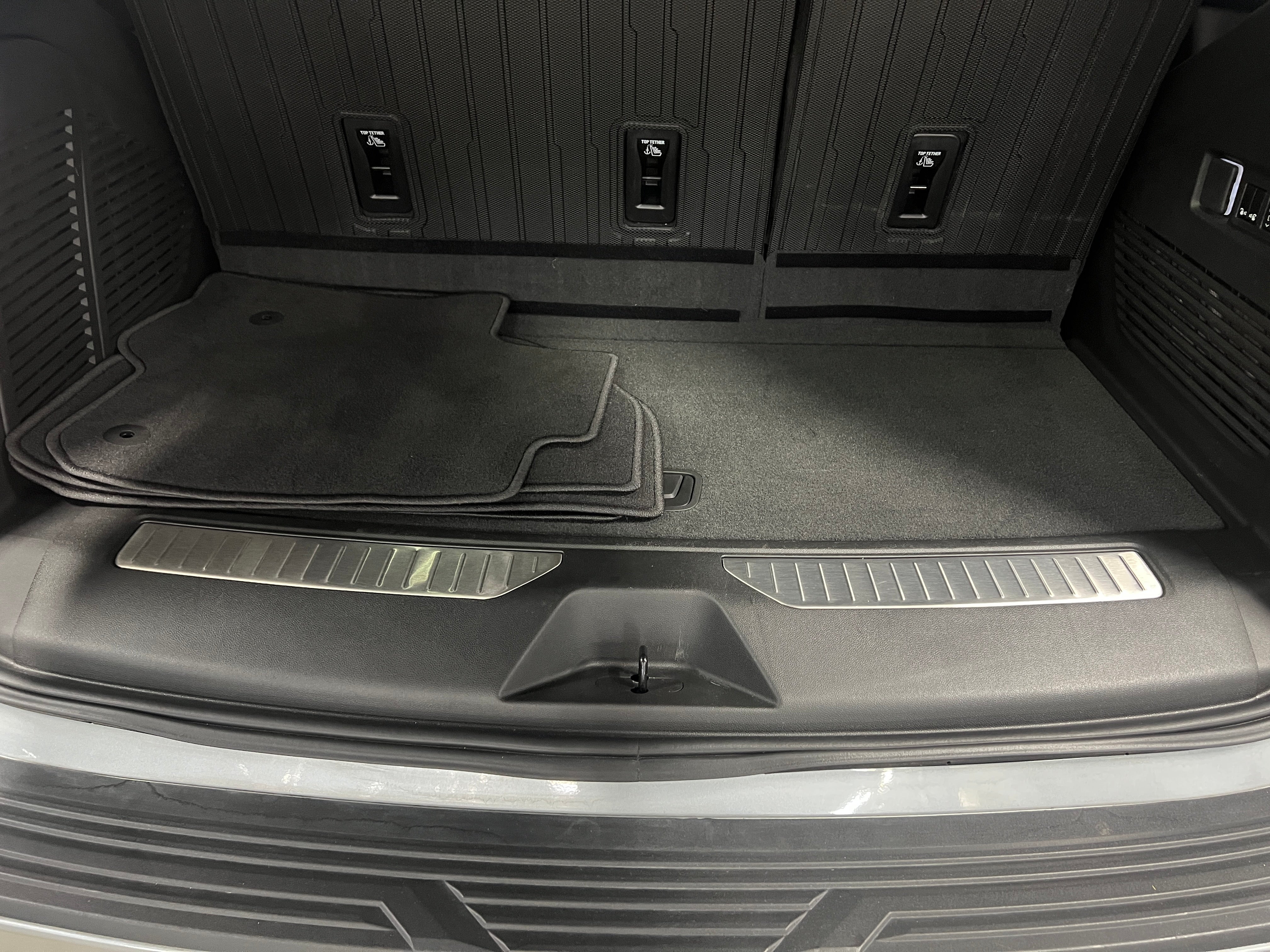 2024 Chevrolet Tahoe Z71 6
