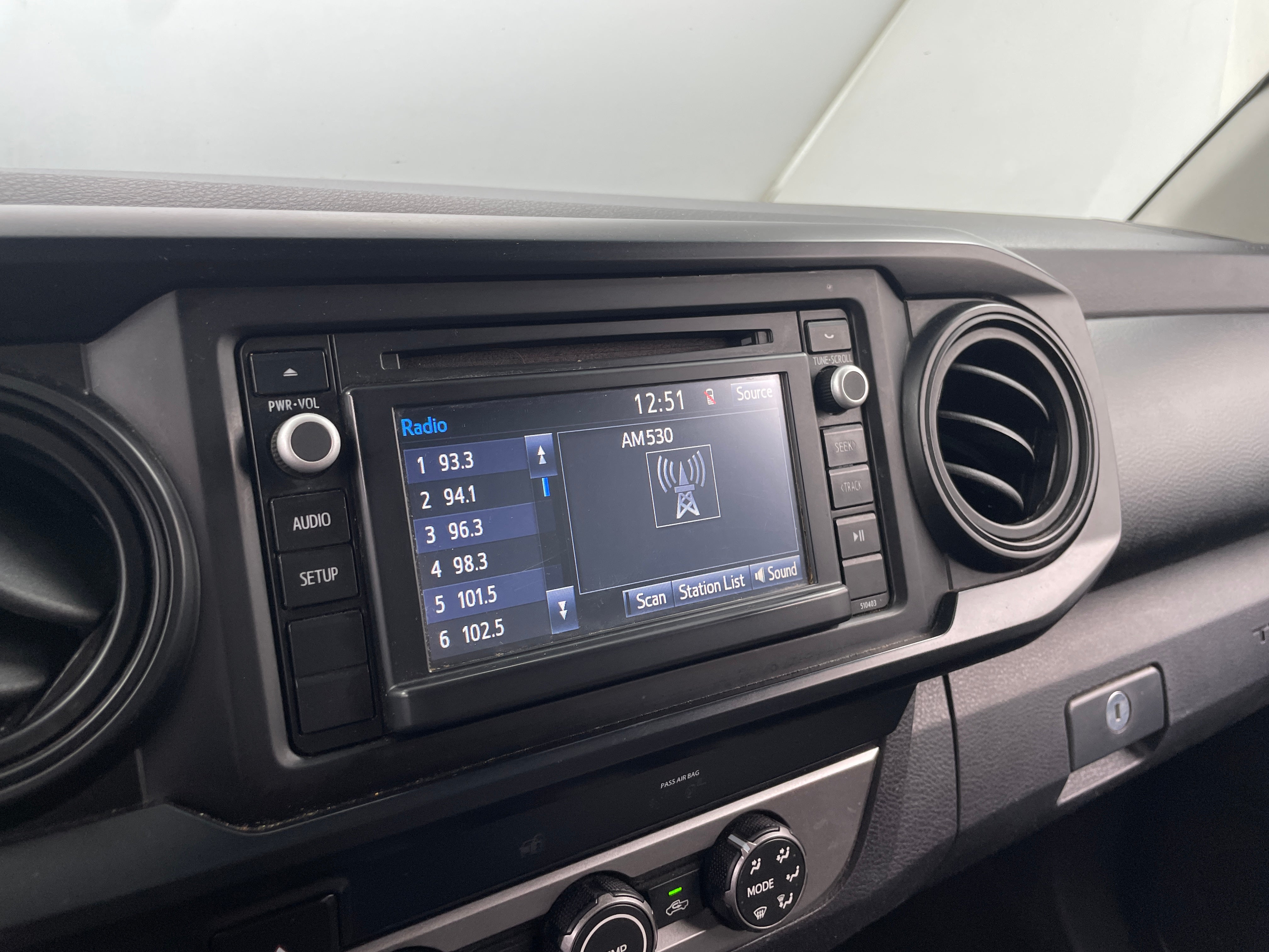 2019 Toyota Tacoma SR 4