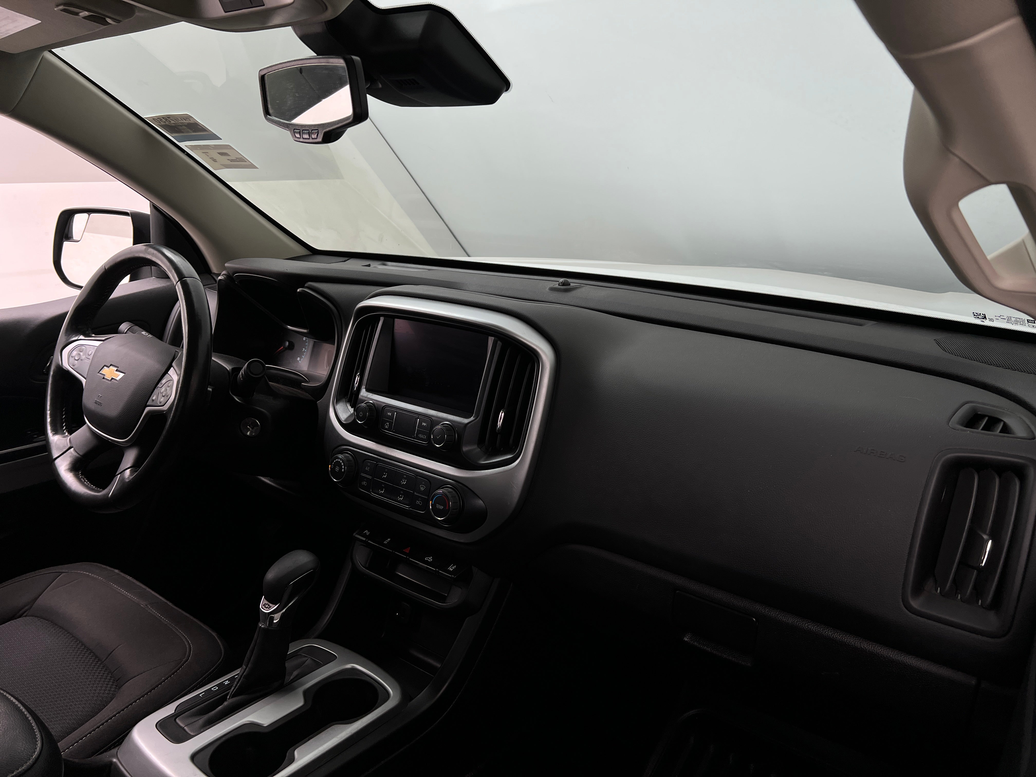 2022 Chevrolet Colorado LT 3