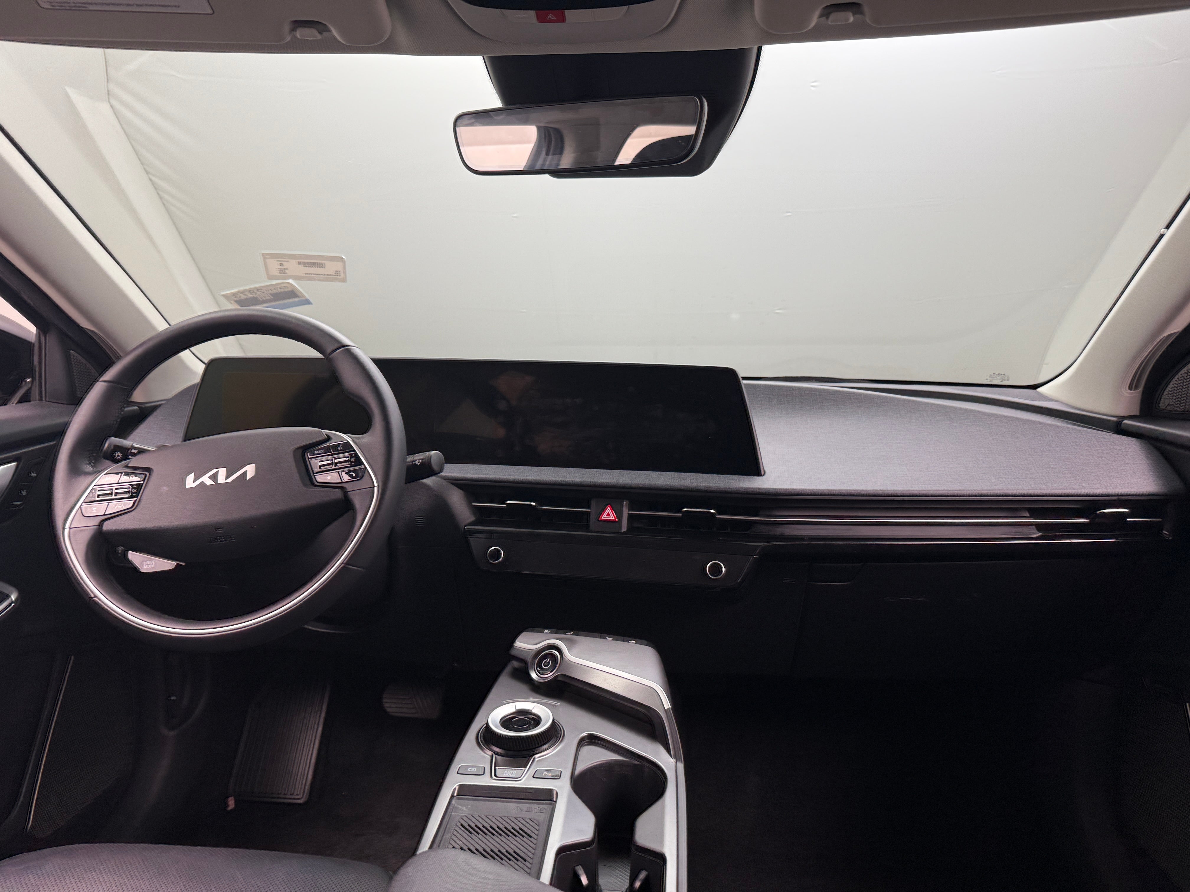 2022 Kia EV6 Wind 2
