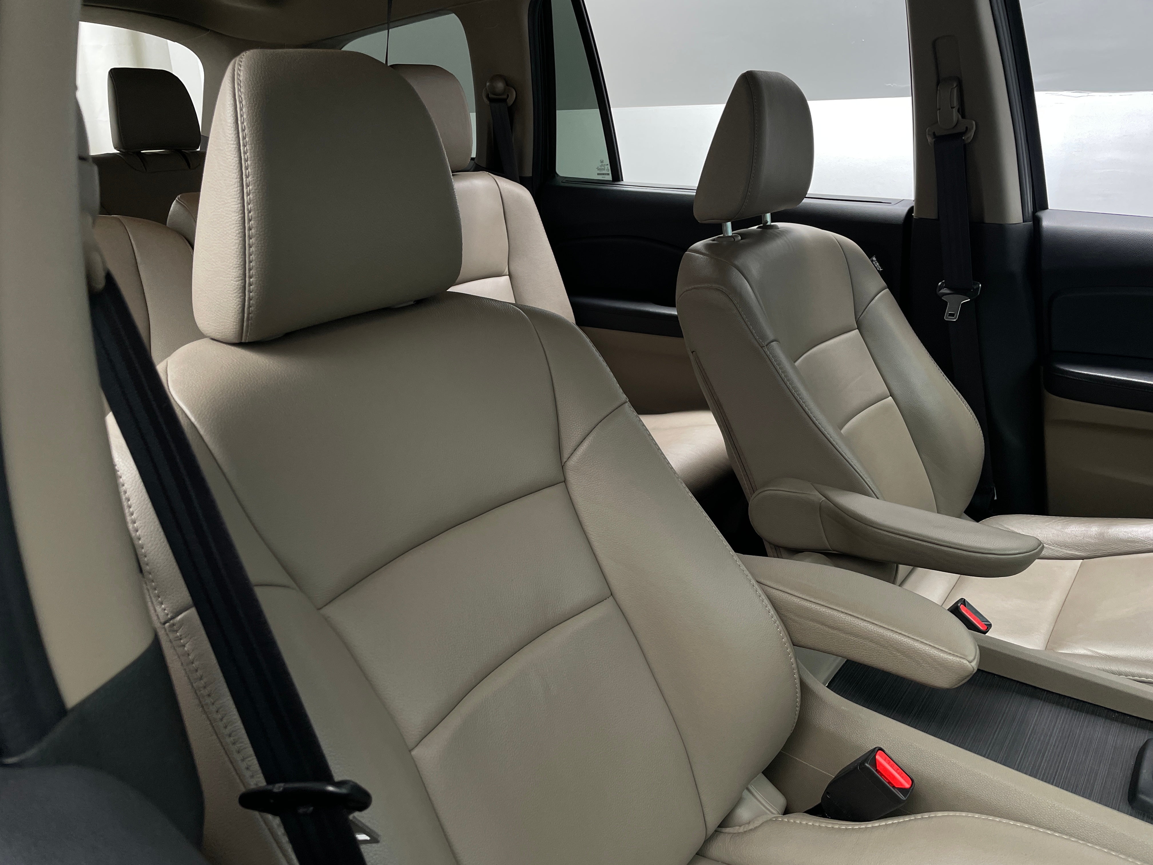 2020 Honda Pilot Touring 2