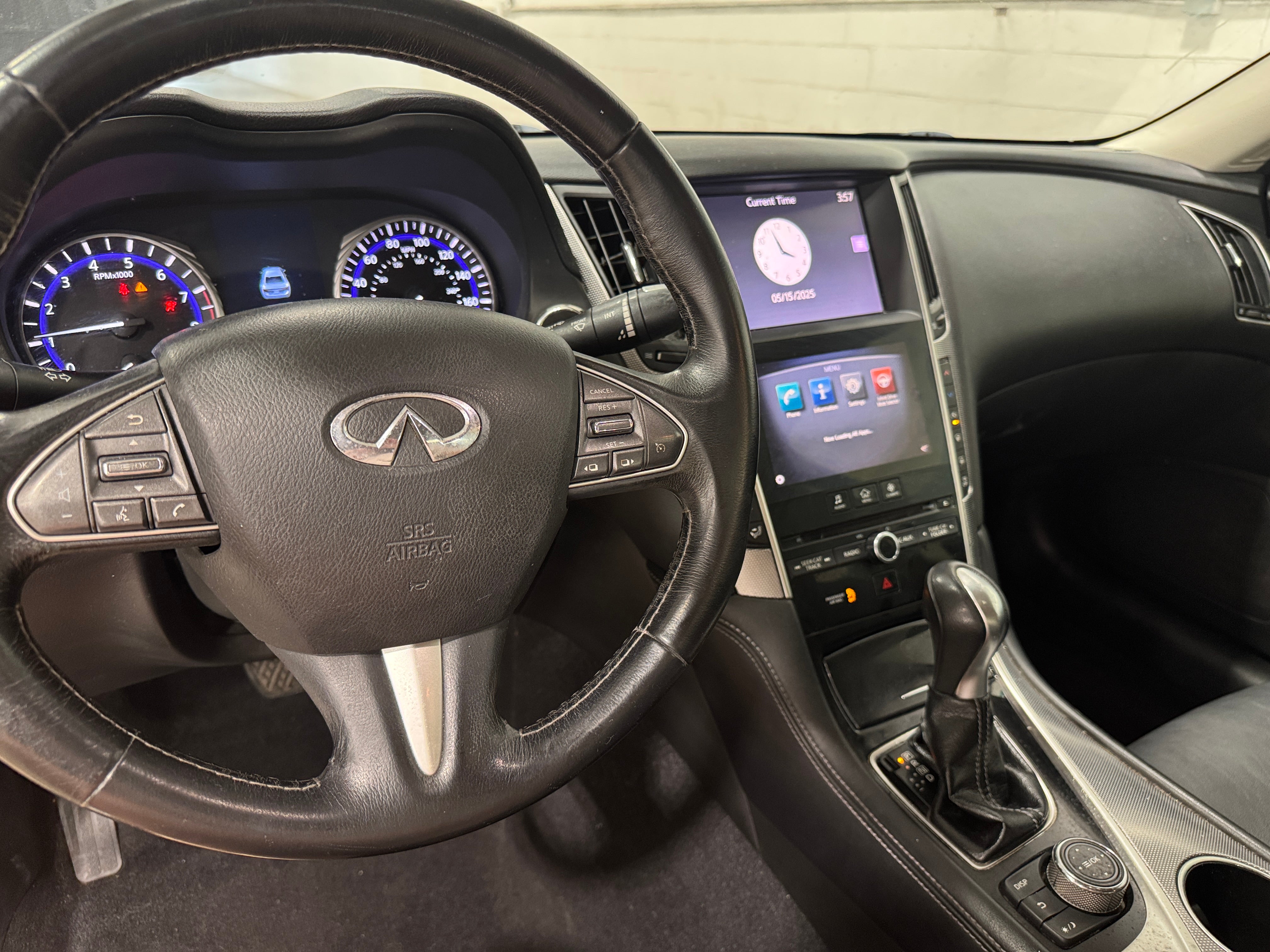 2016 INFINITI Q50 Premium 2