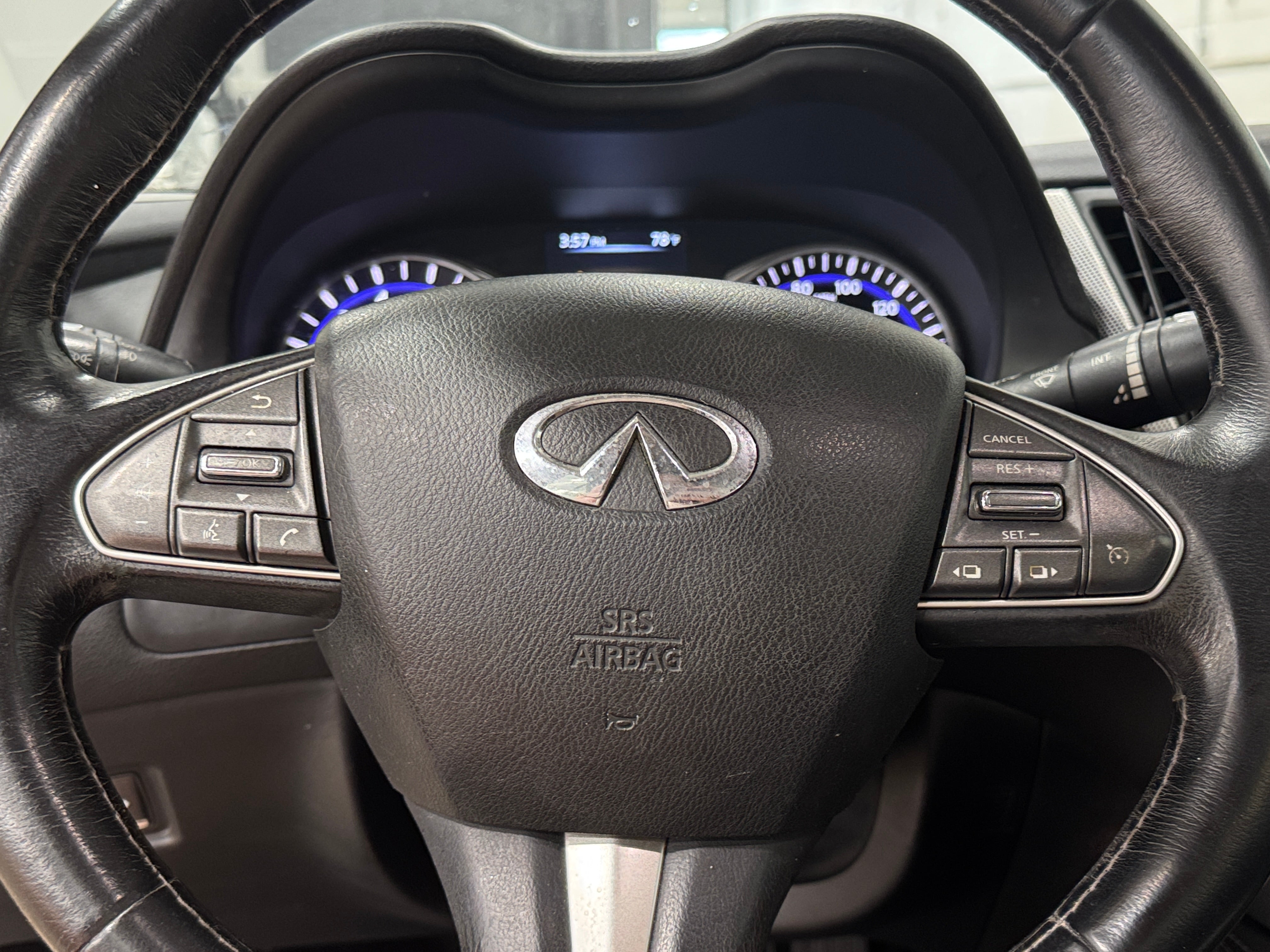 2016 INFINITI Q50 Premium 4