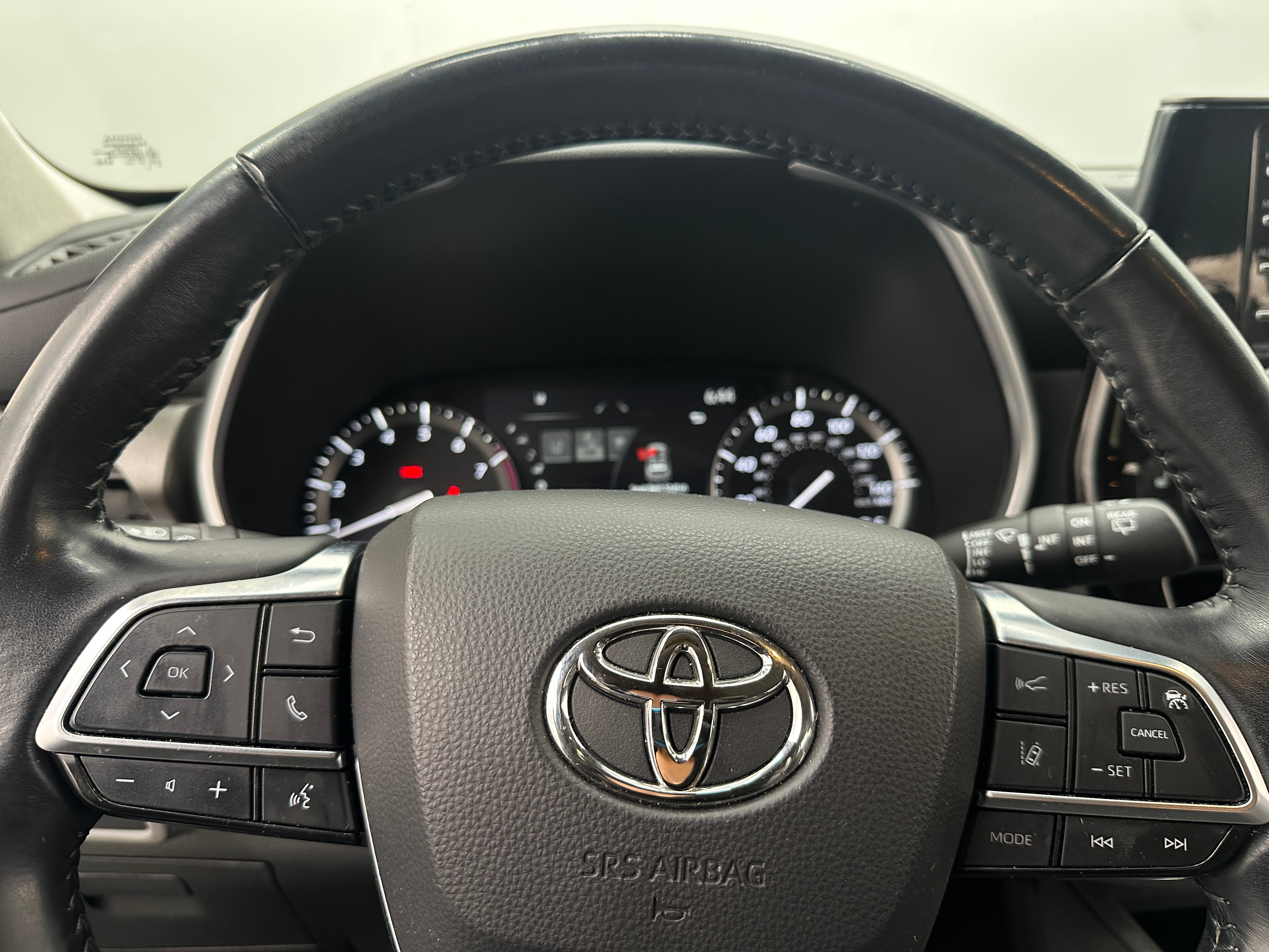 2021 Toyota Highlander XLE 4