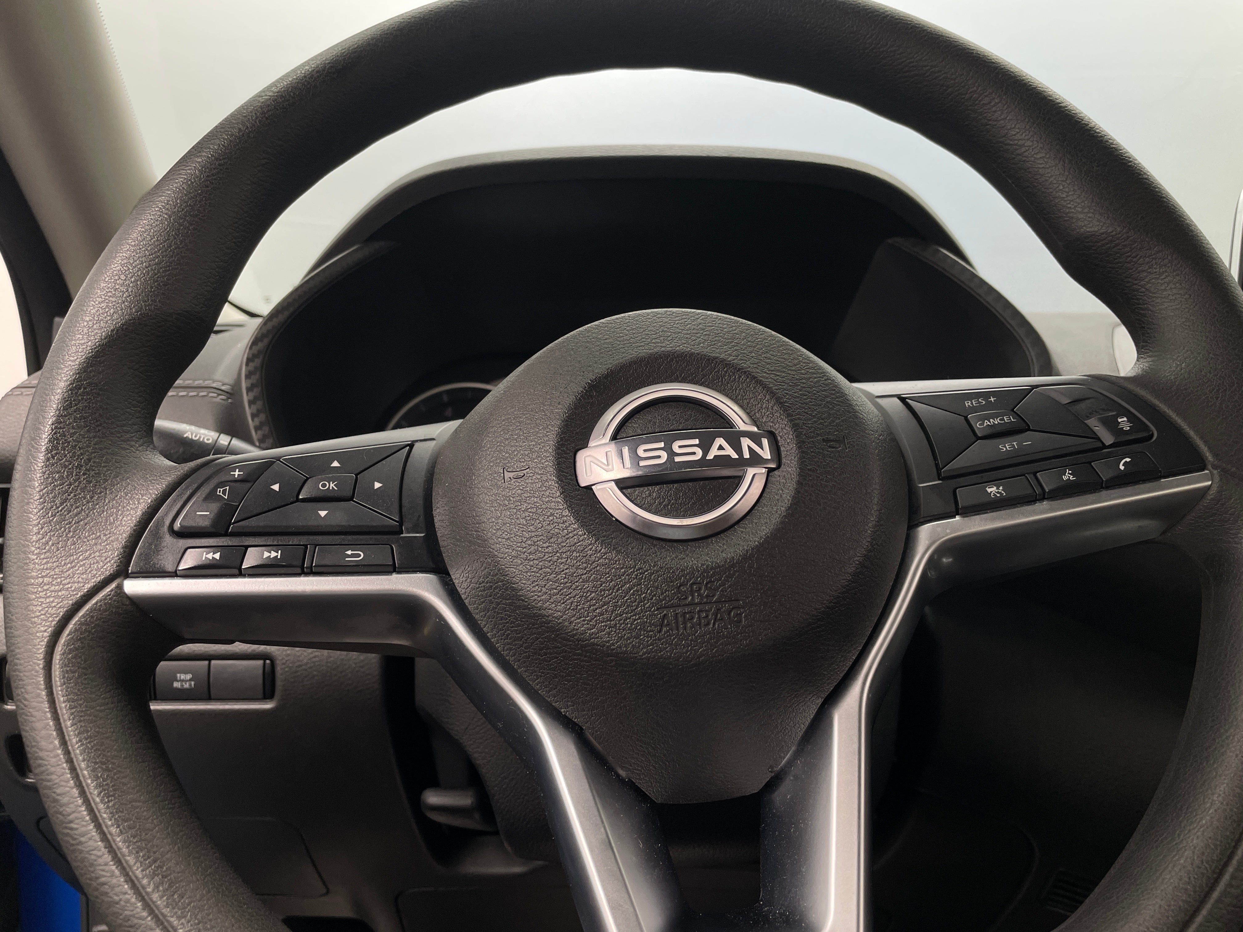 2024 Nissan Sentra SV 5