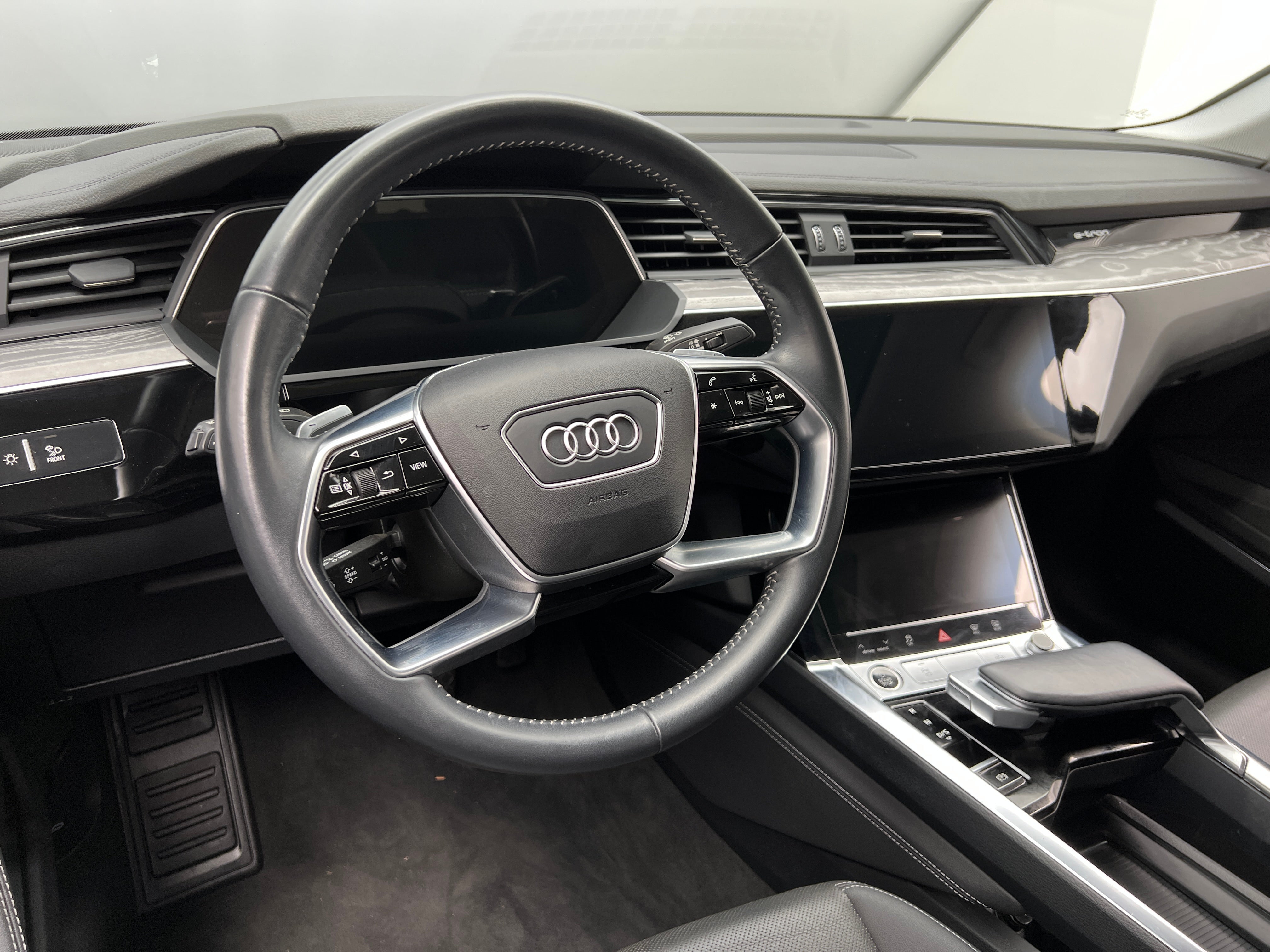 2021 Audi e-tron S Premium Plus 4
