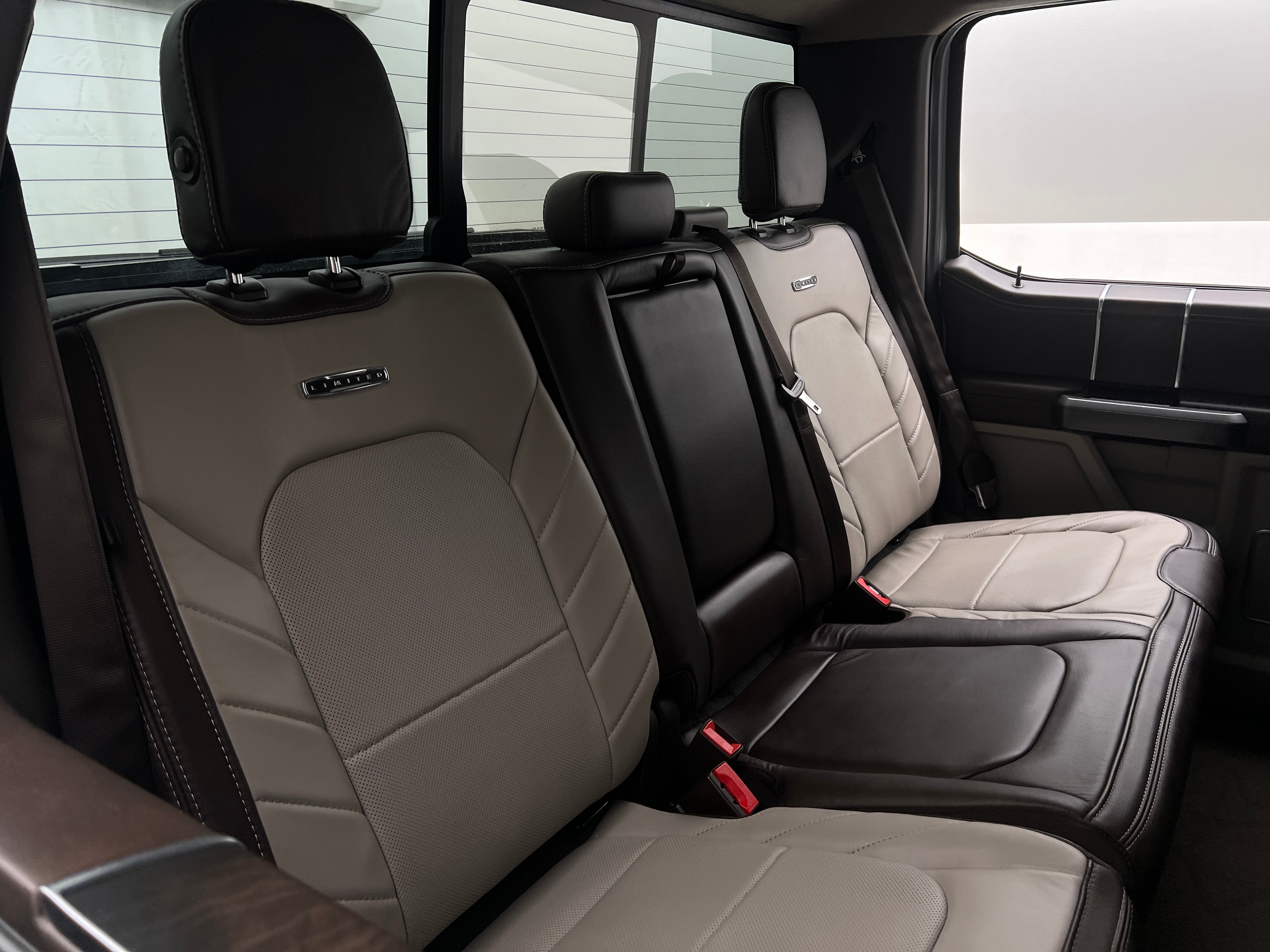 2019 Ford Econoline E-150 5