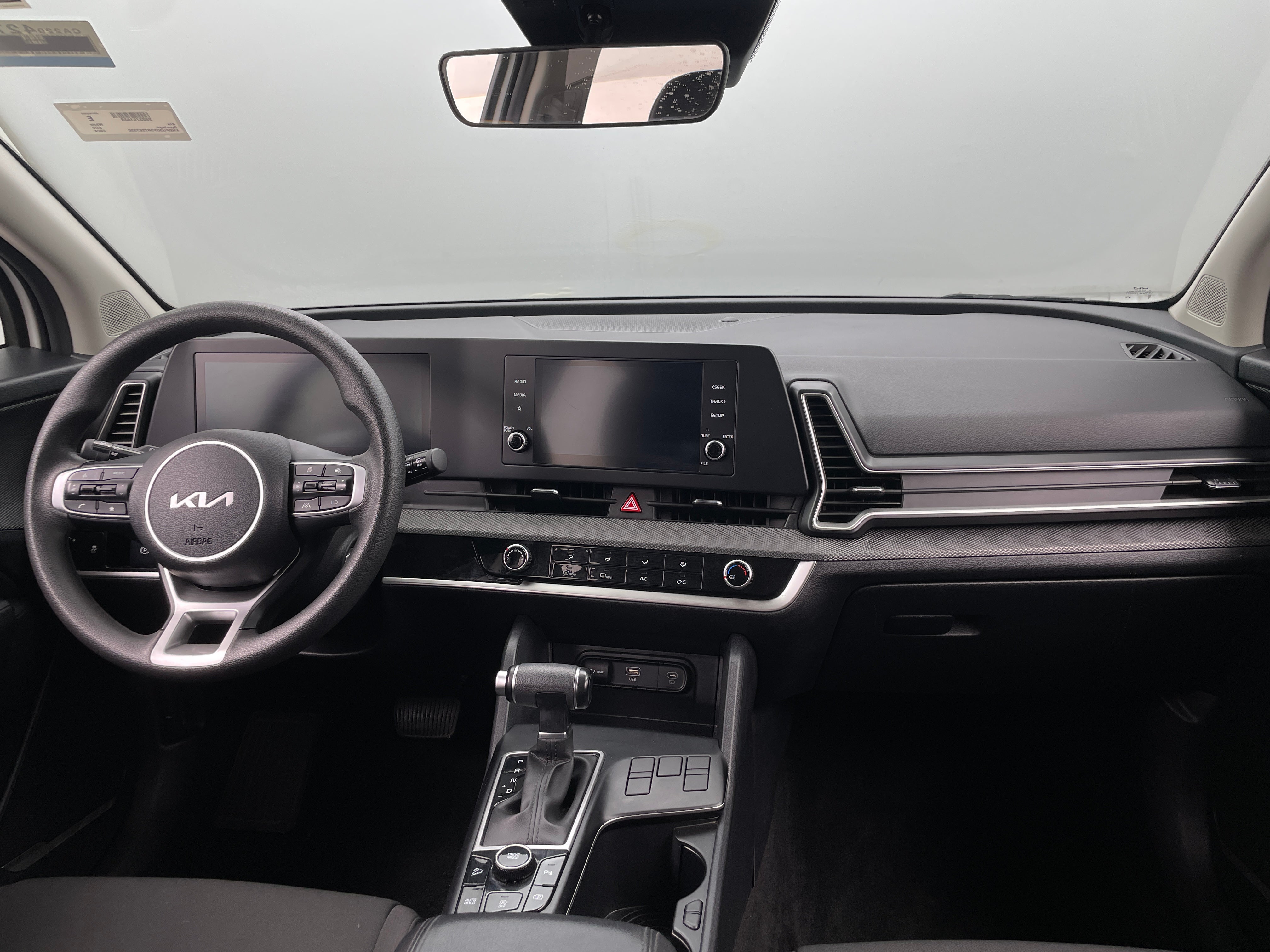 2024 Kia Sportage LX 3
