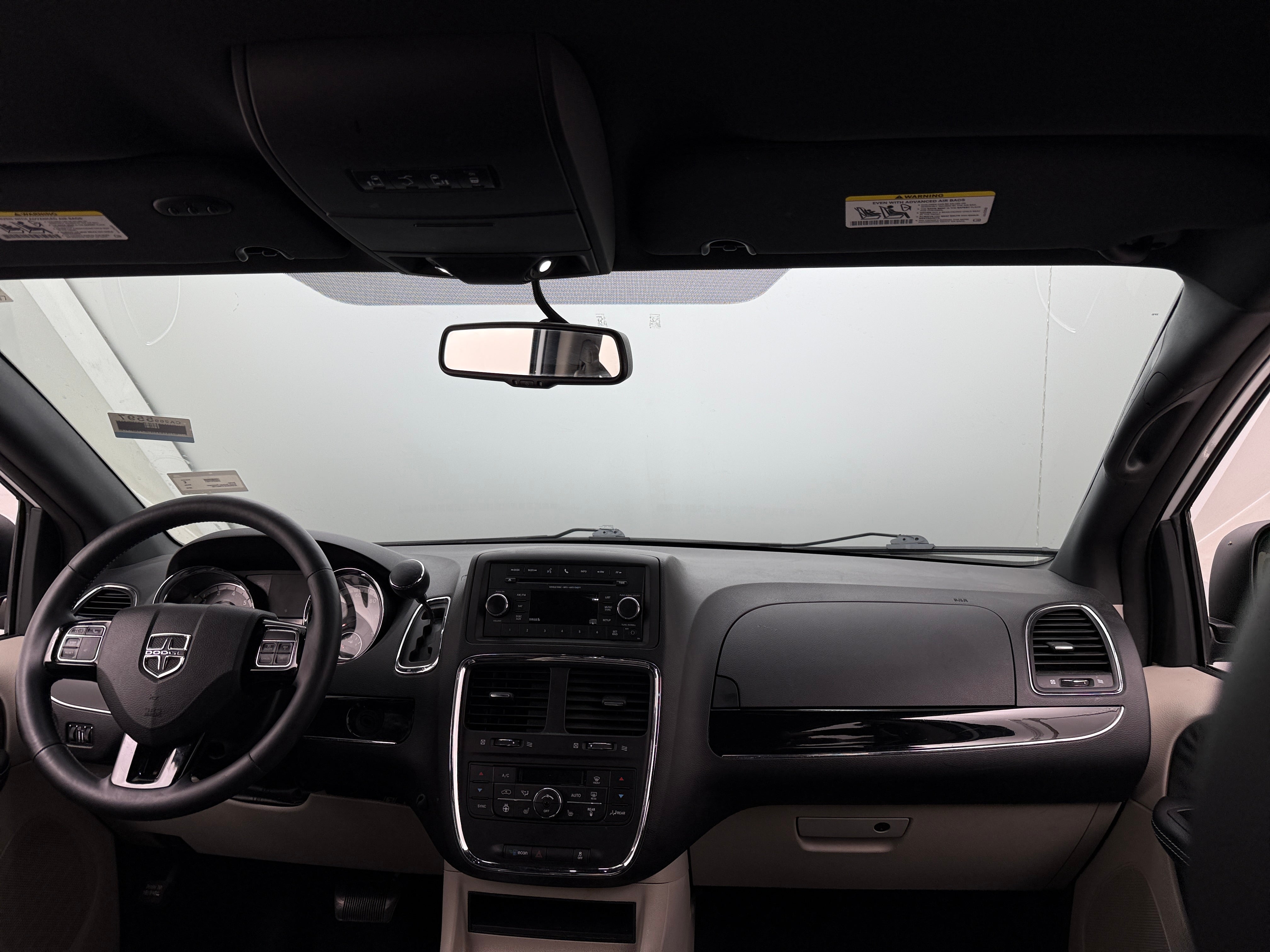 2015 Dodge Grand Caravan SXT 2